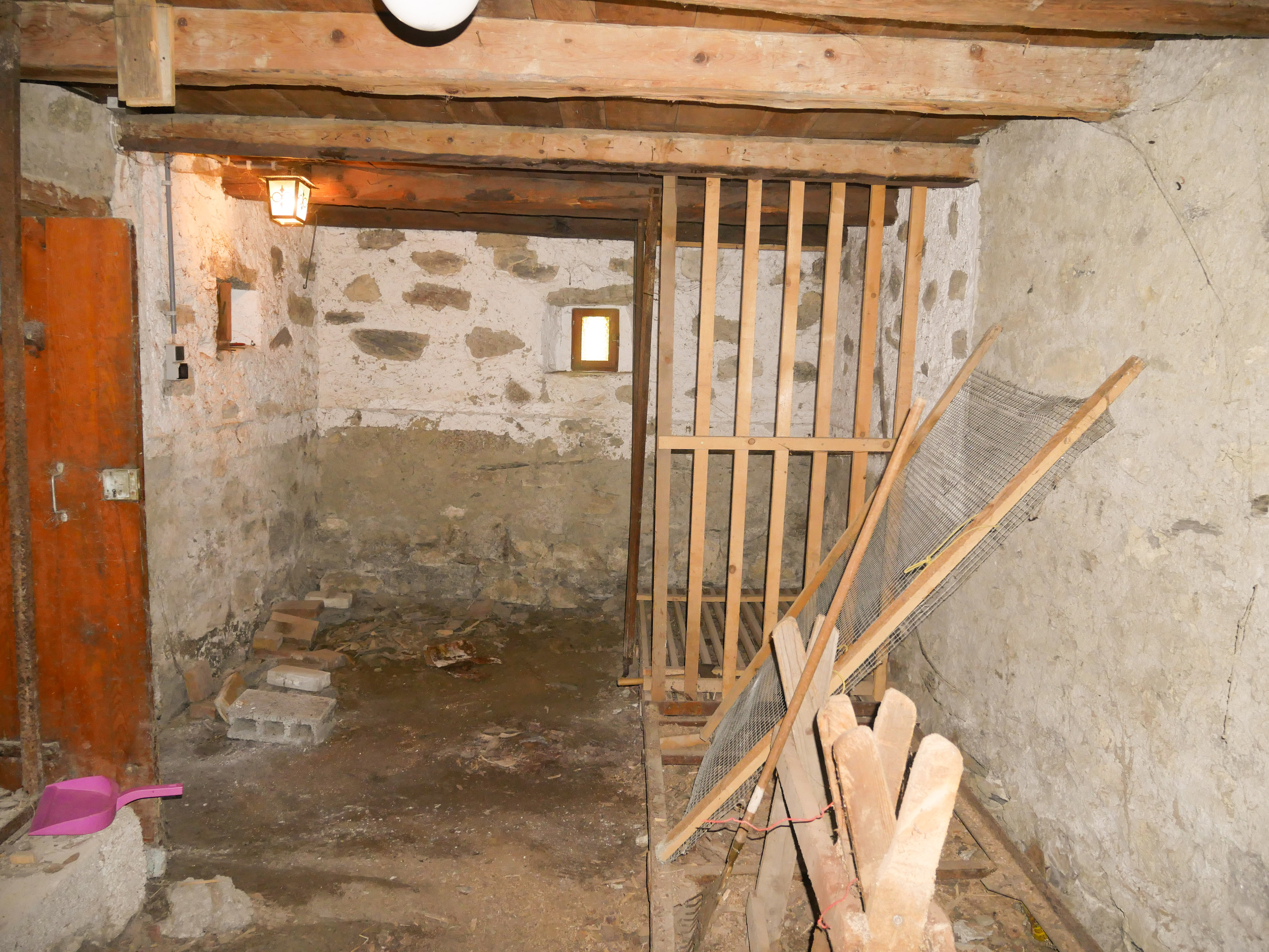 Interior view 12