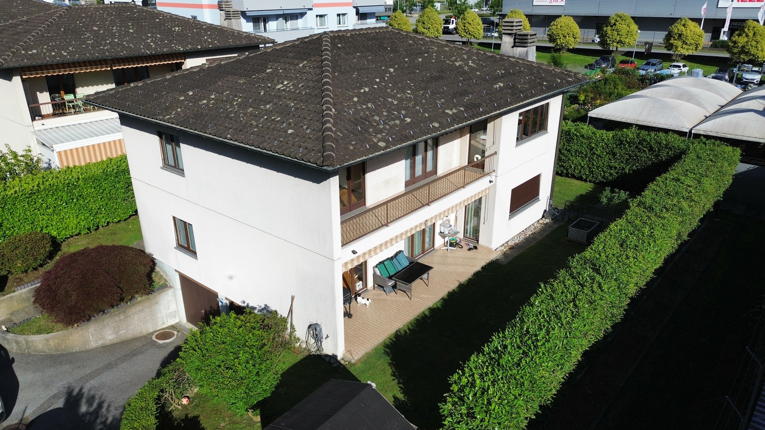 Image 1 Image 1