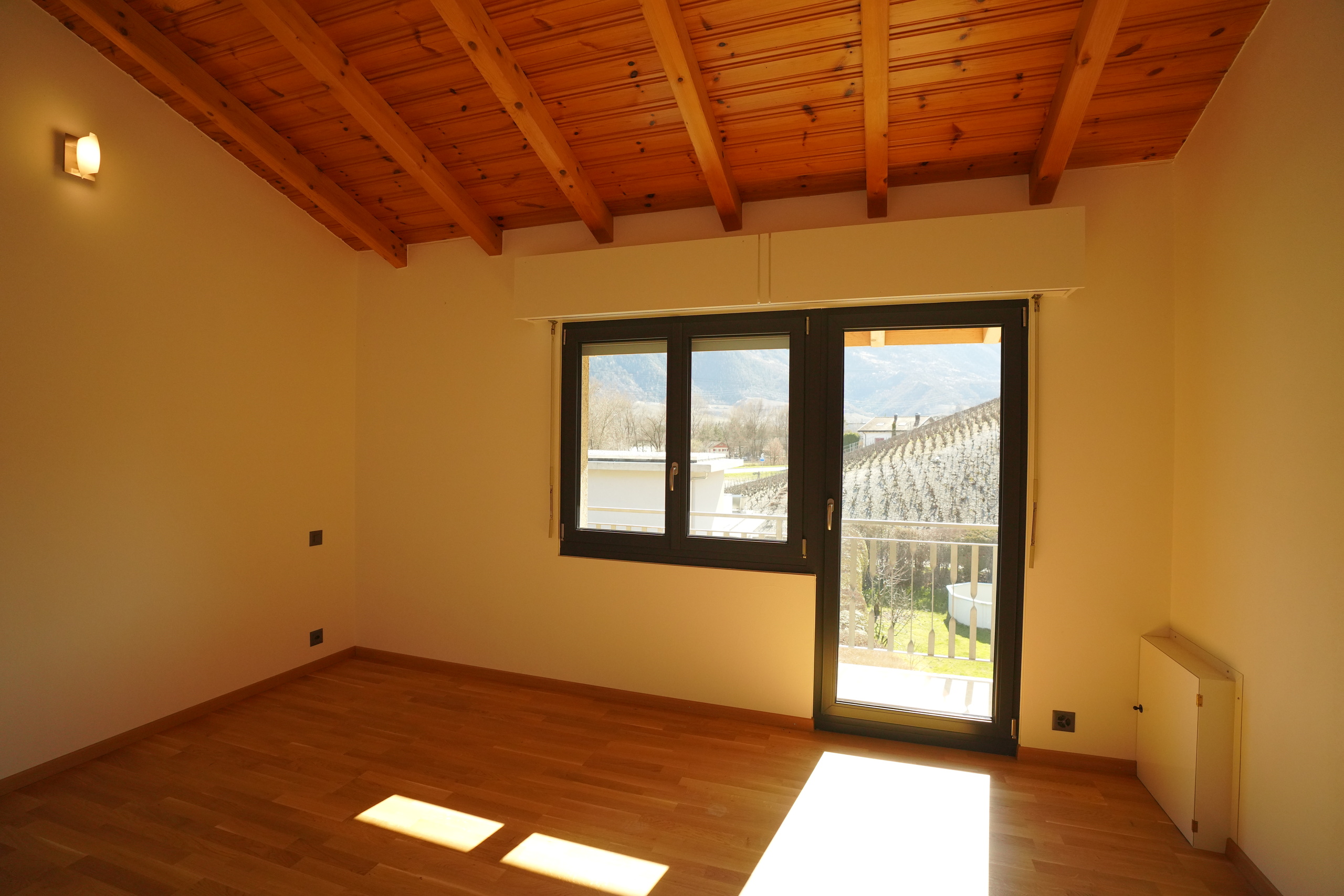 Appartement de 3.5 pièces : chambre à coucher