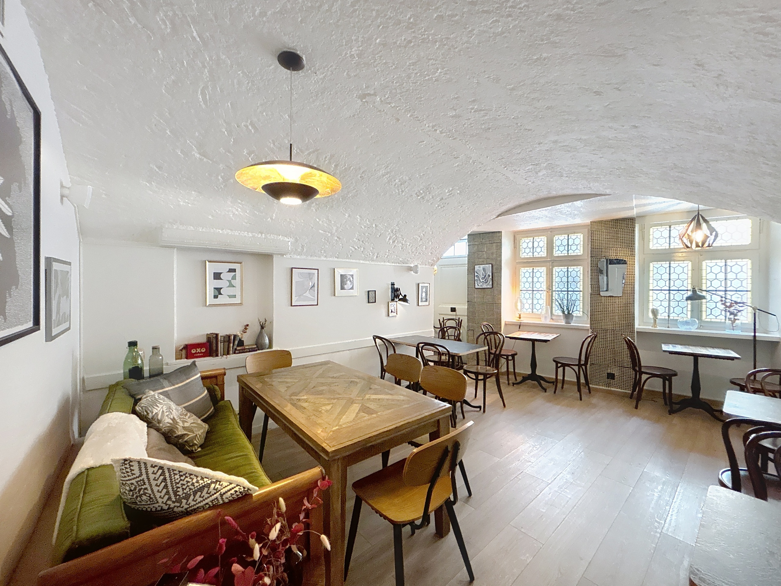 RESTAURANT RESTAURANT