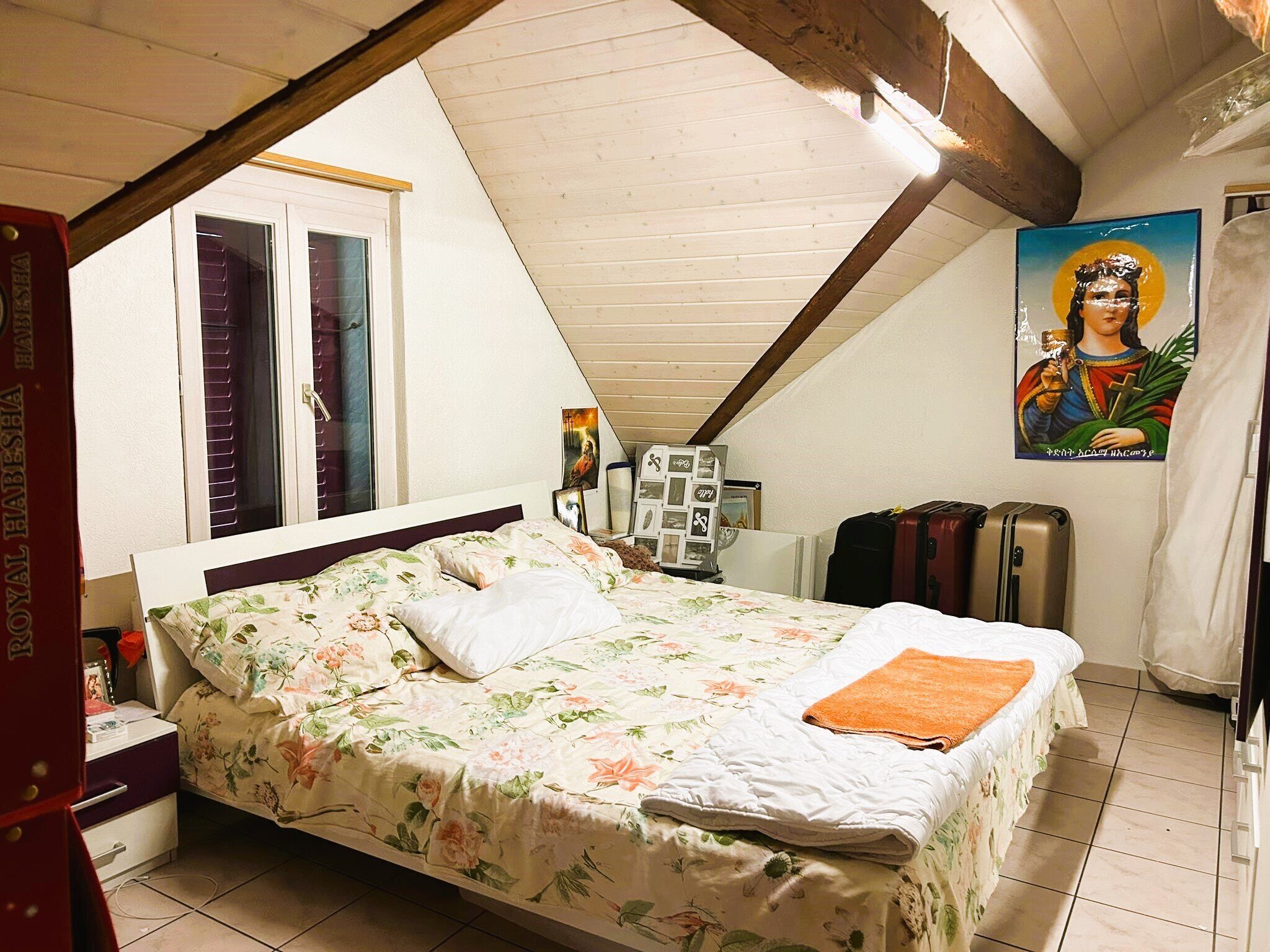 Photo 8