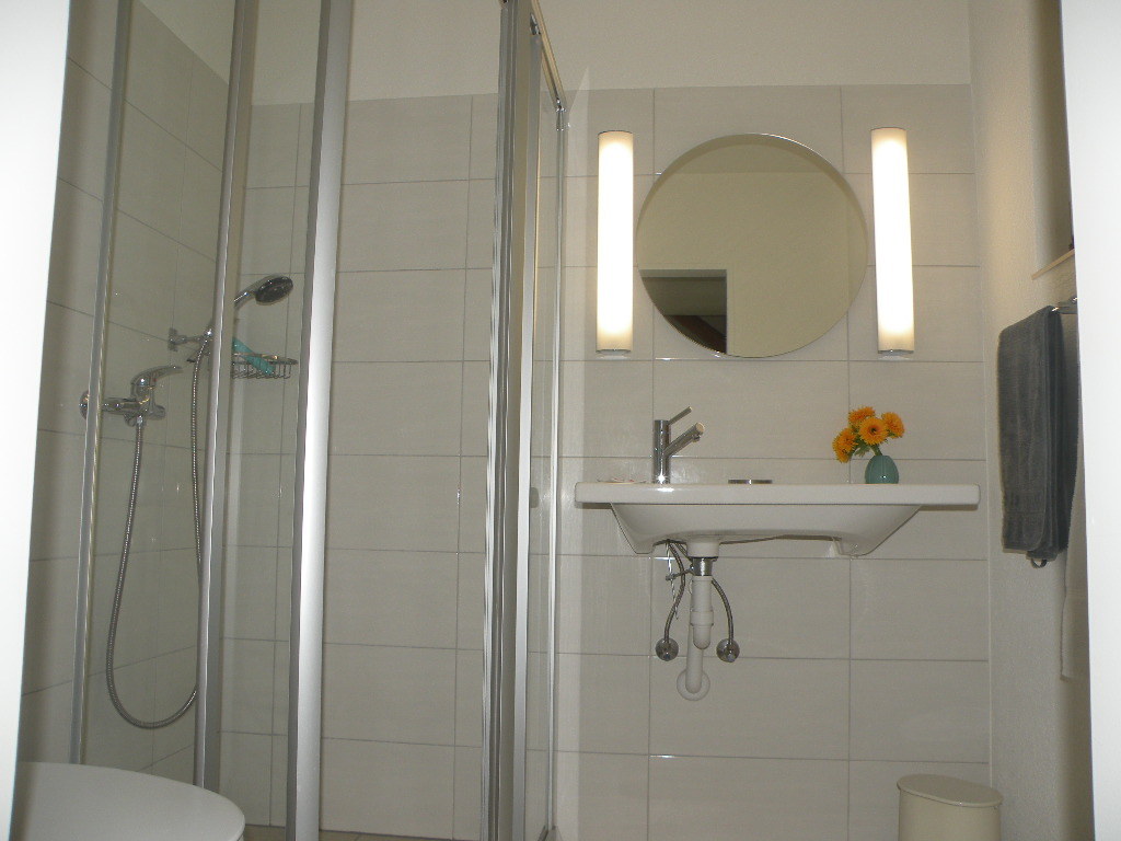 Bad/Dusche EG
