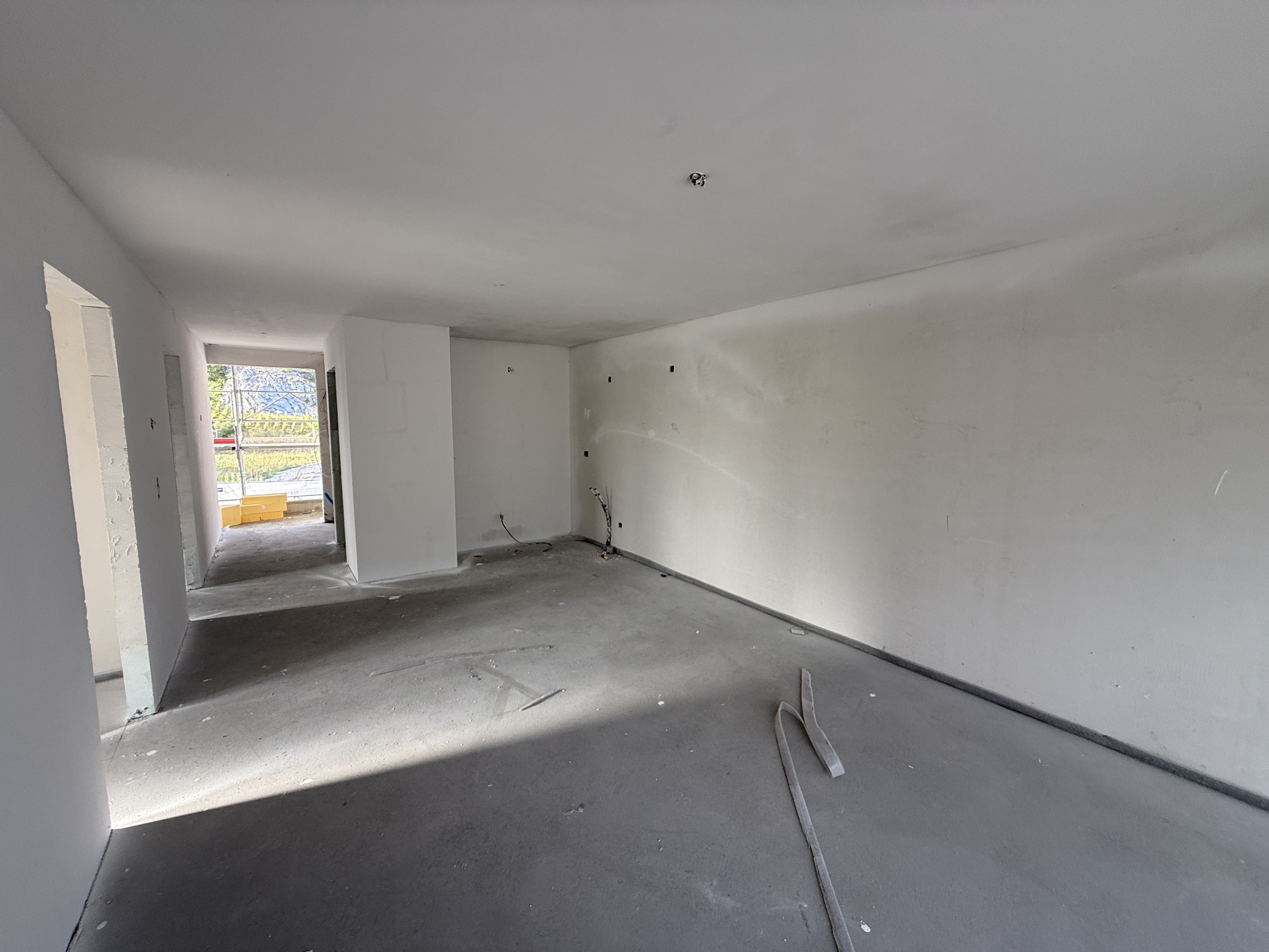 Interior view 6