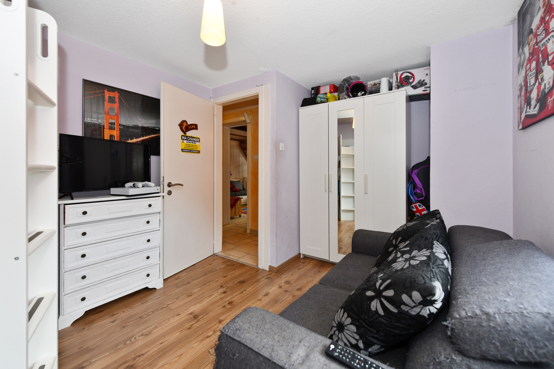 Photo 10