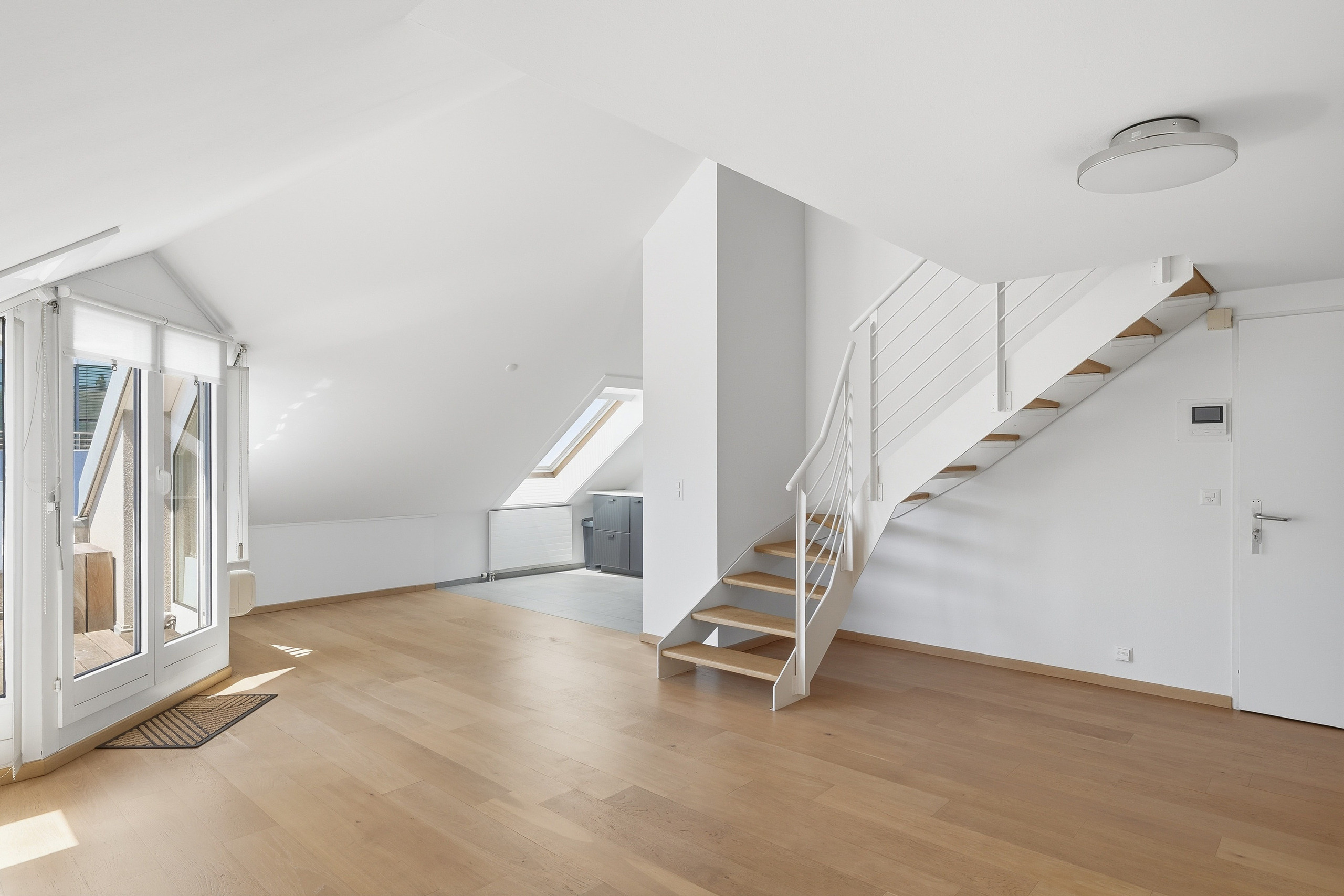 Interior view 4