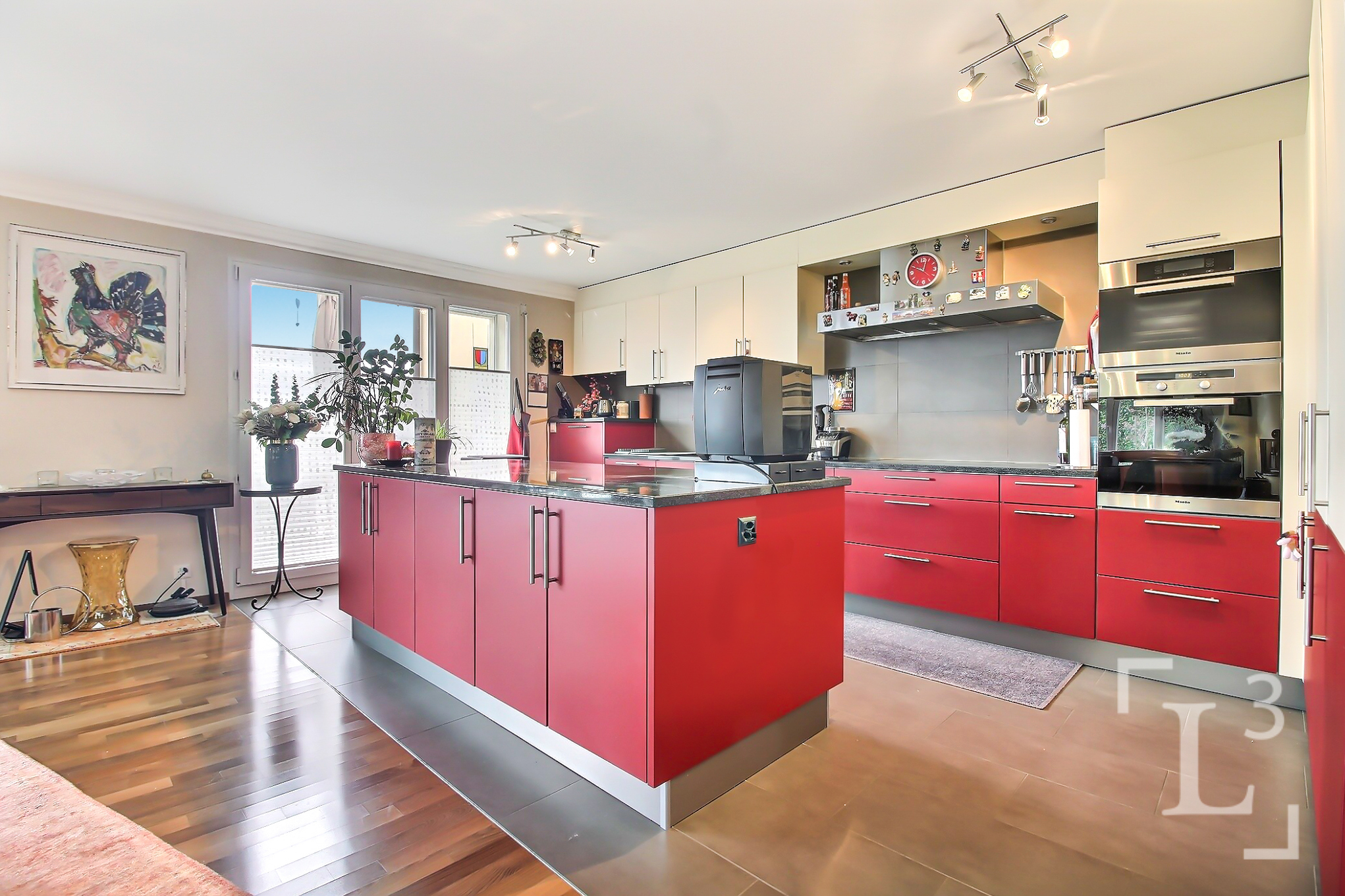 Cuisine ouverte équipée