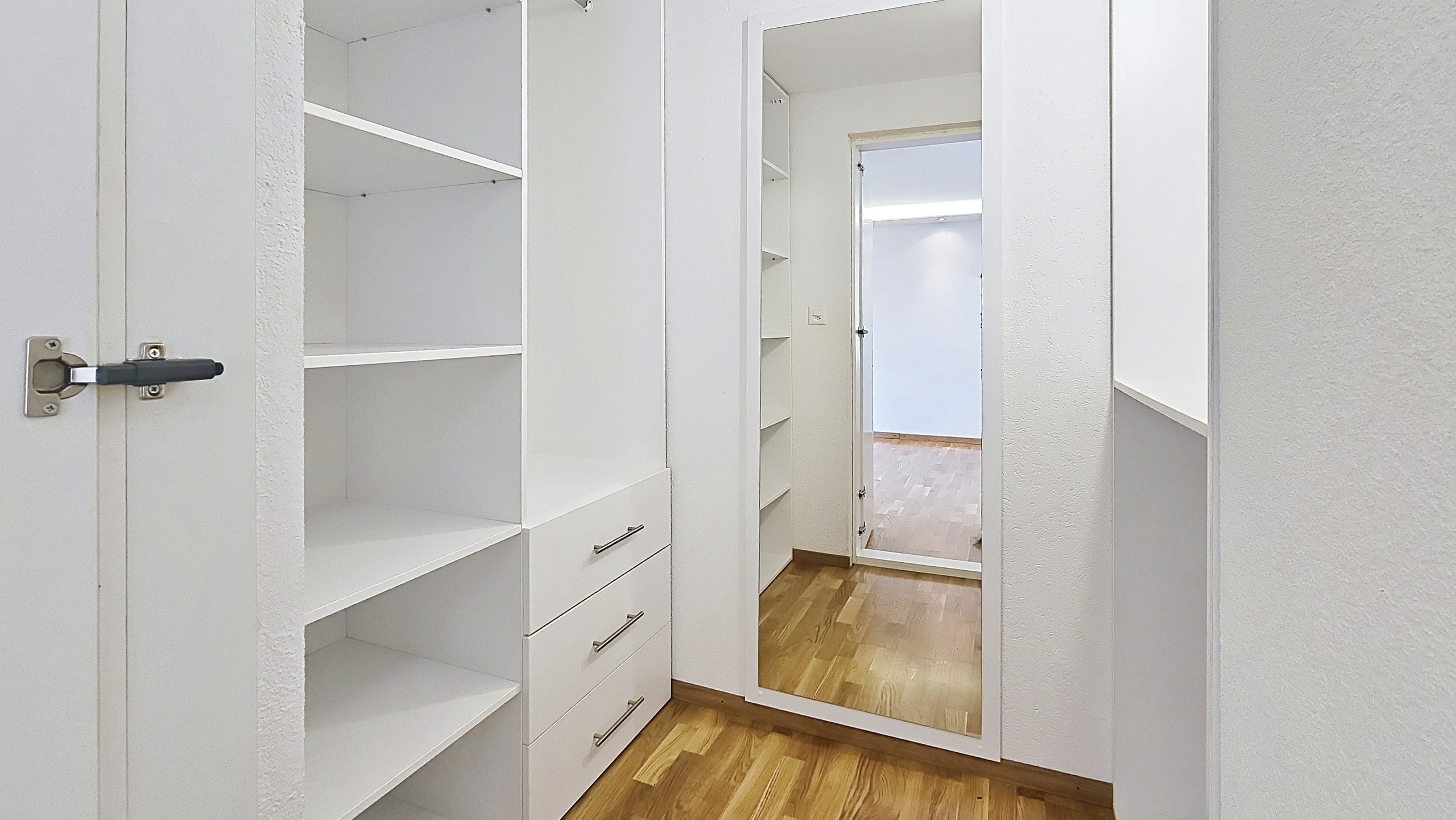 Chambre 1 - 1er étage Chambre 1 - 1er étage