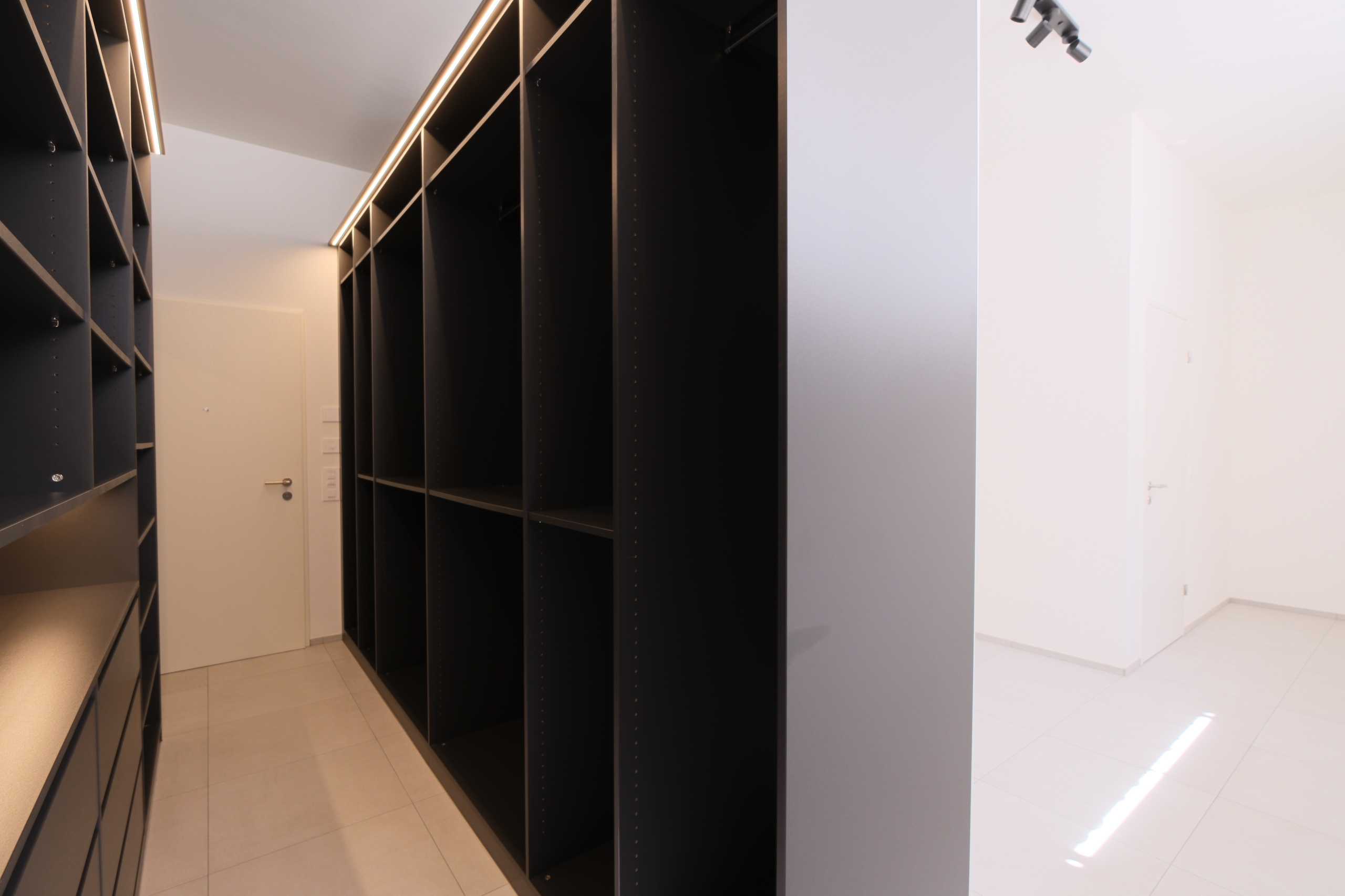 Ankleide / Sockelgeschoss Ankleide / Sockelgeschoss