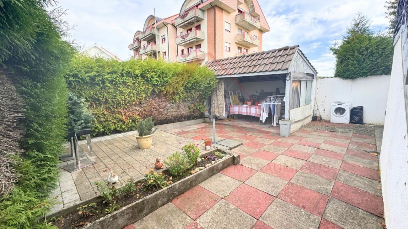 Sitzplatz / Terrasse ? Siège extérieur / terrasse