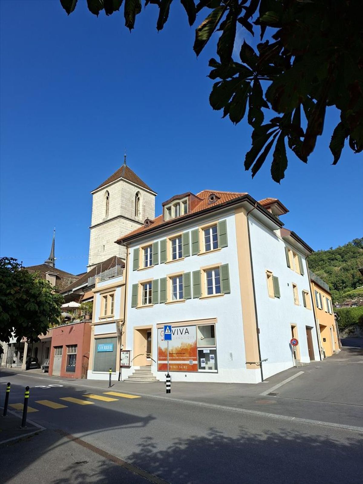 Photo 3