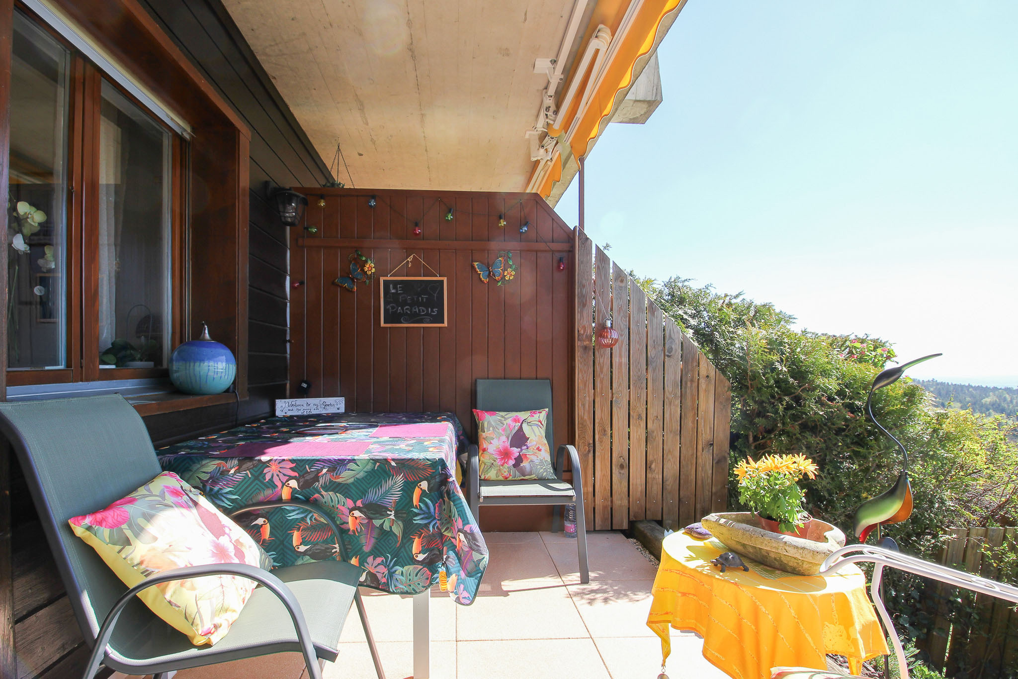 1ère terrasse (accès depuis le séjour)