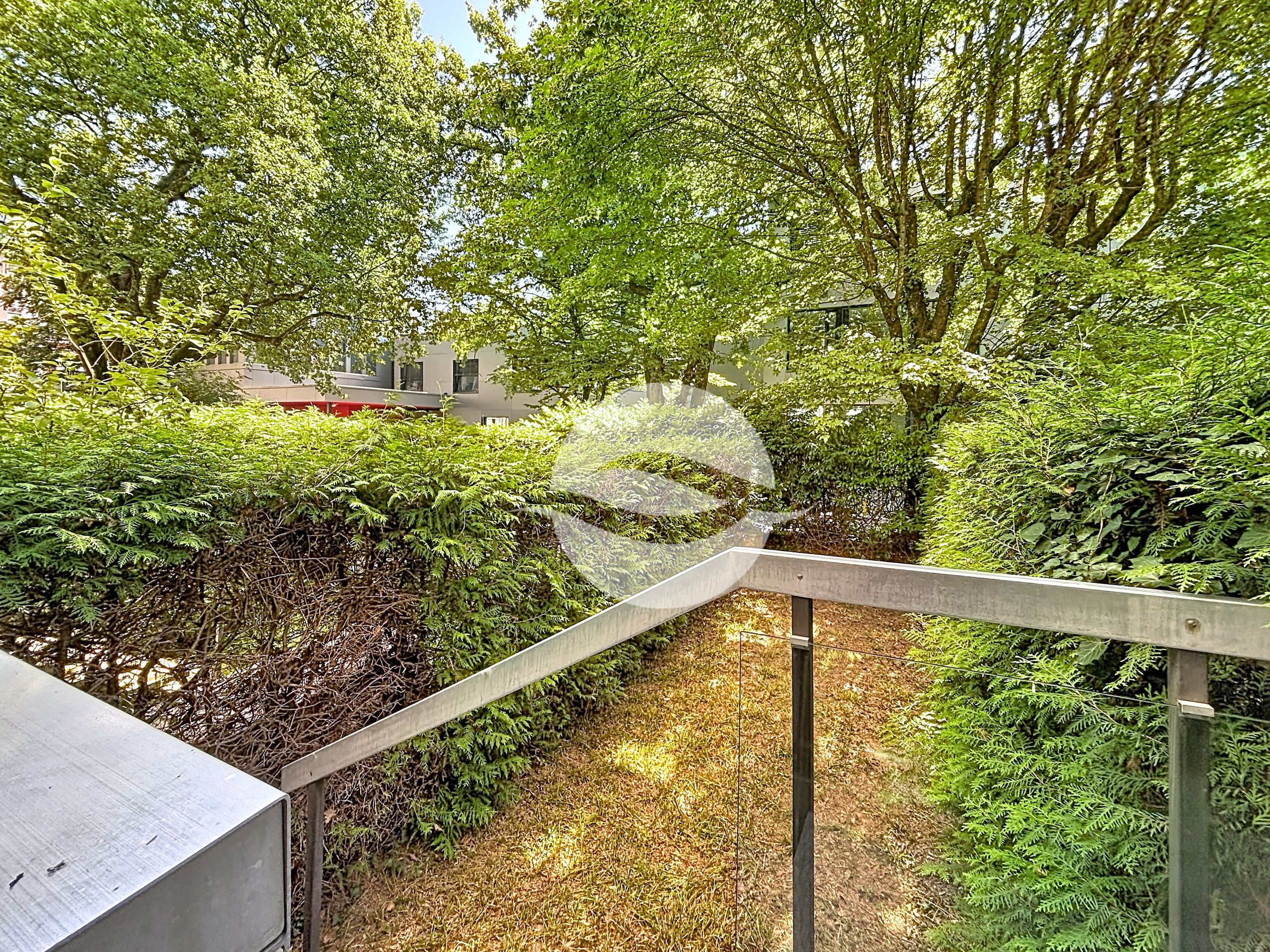 Accès au jardin privatif Accès au jardin privatif