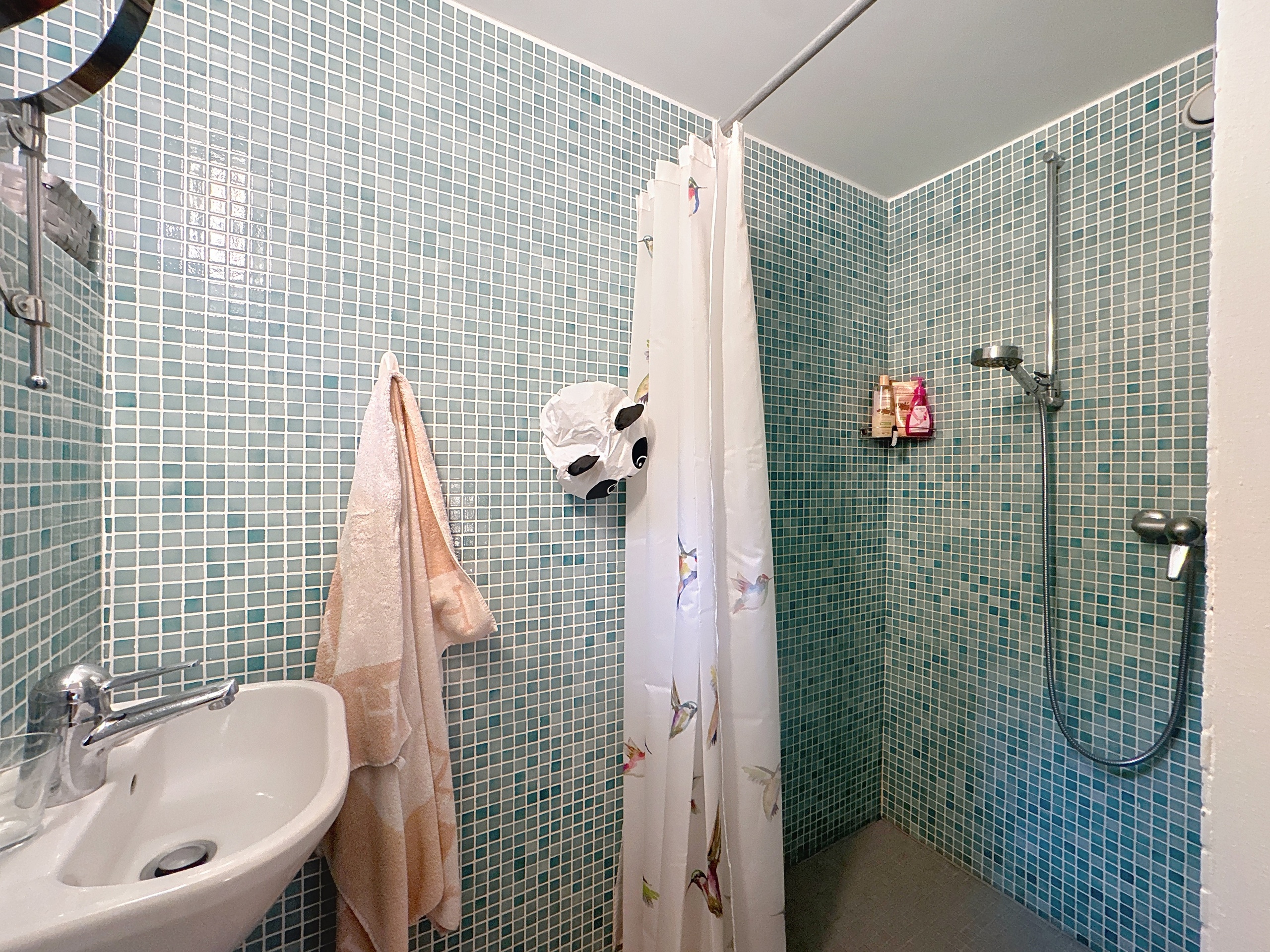 Interior view 5