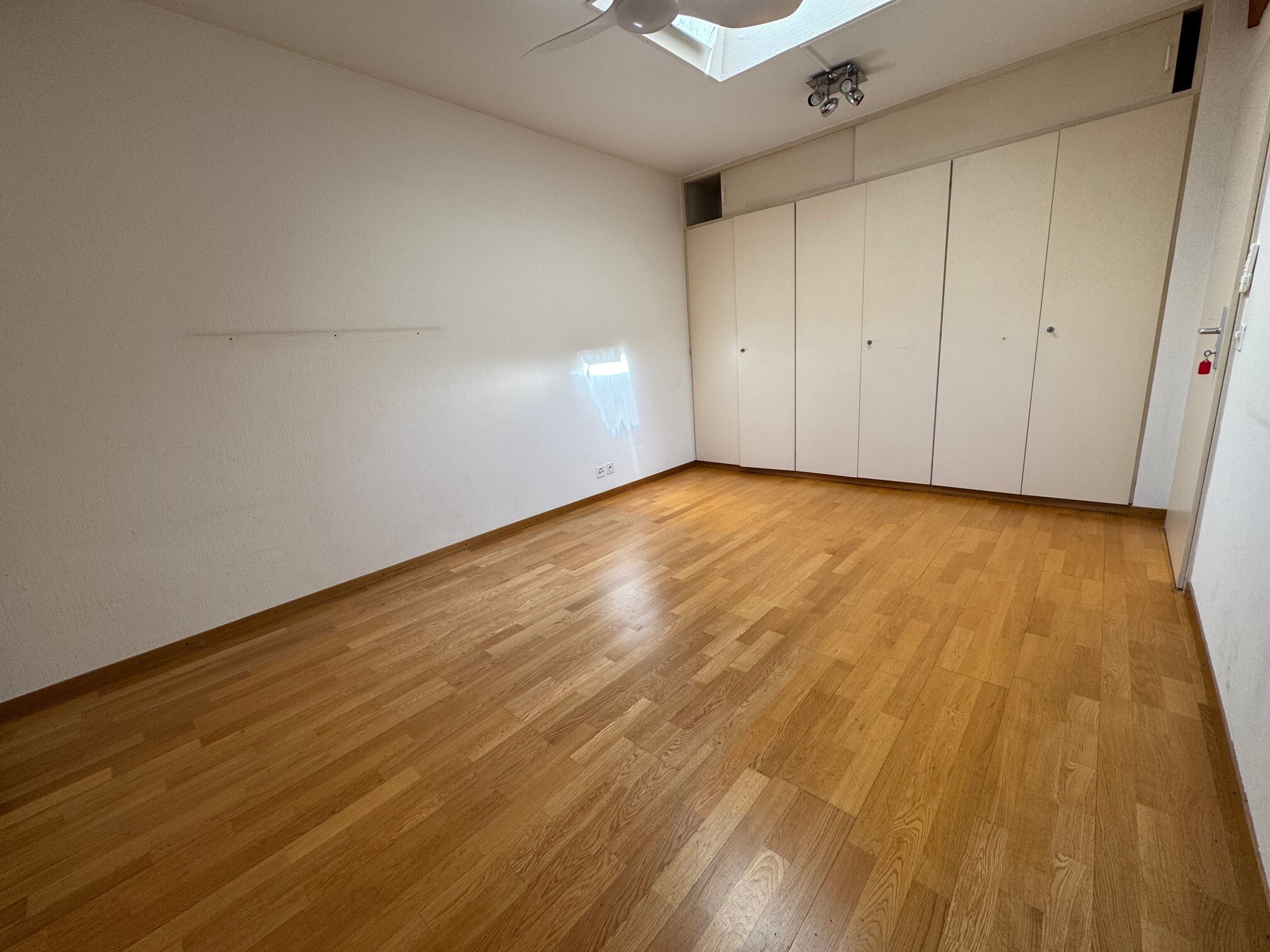 Interior view 4