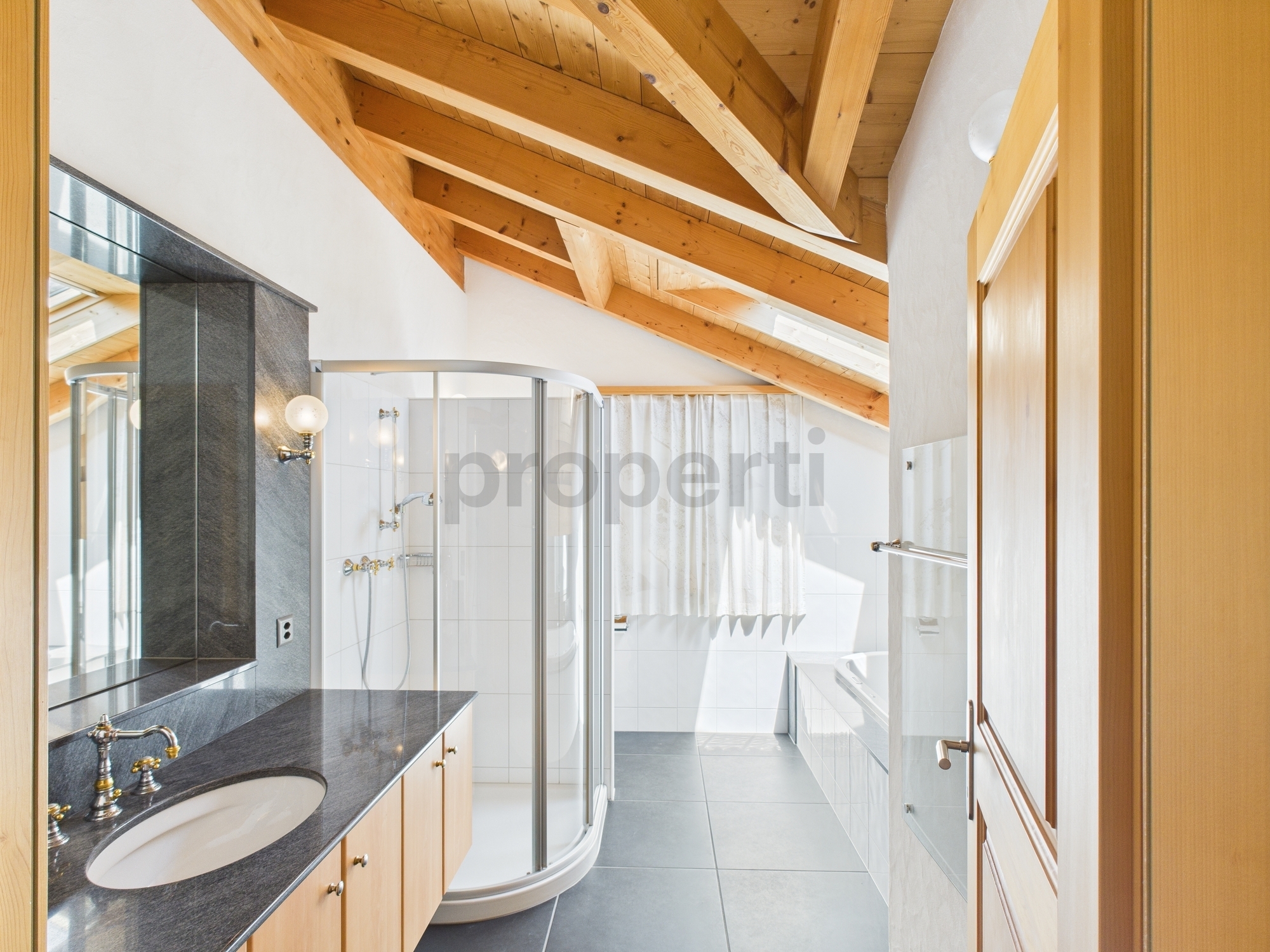 Image 9 Image 9