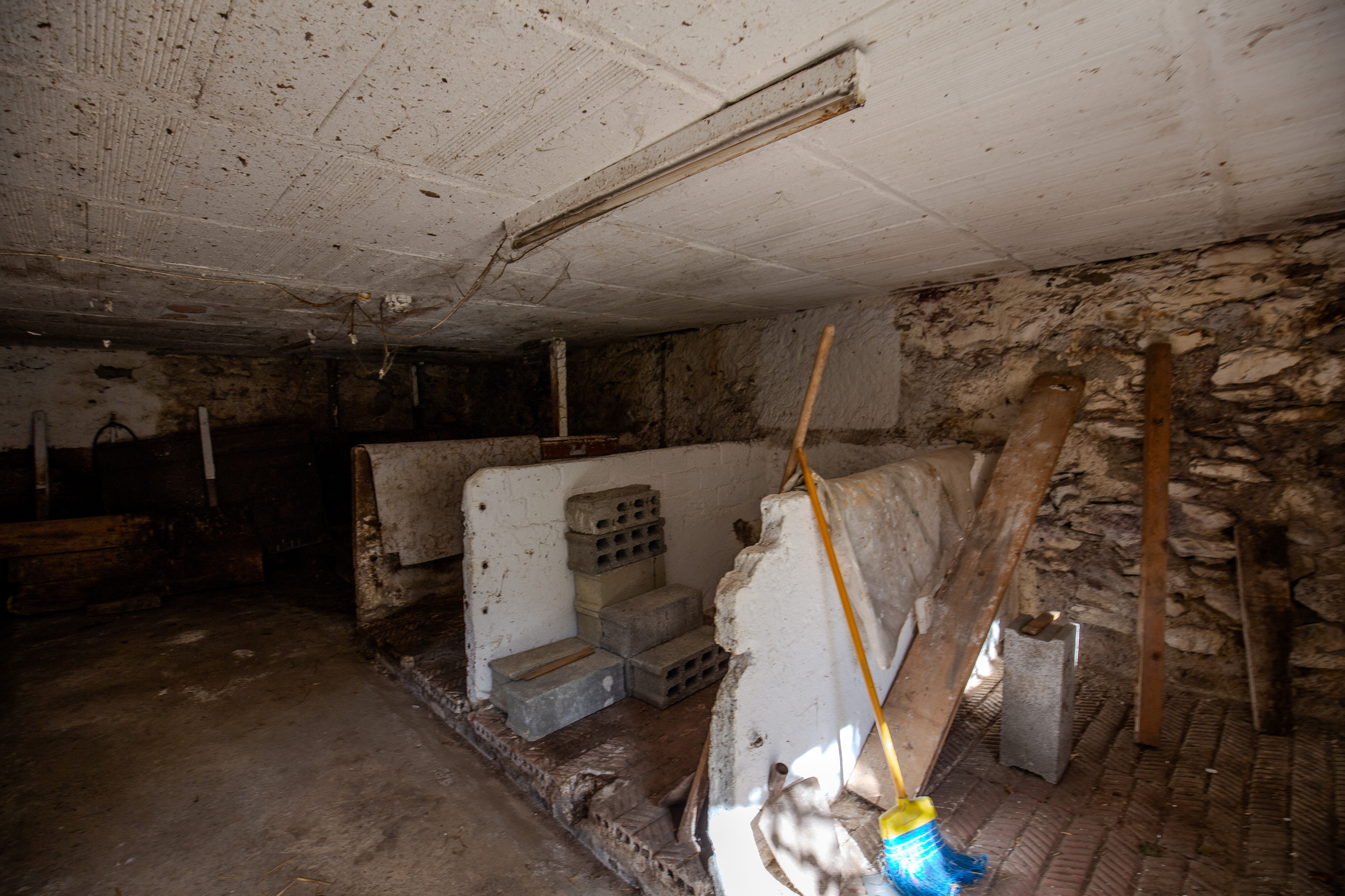 Interior view 18