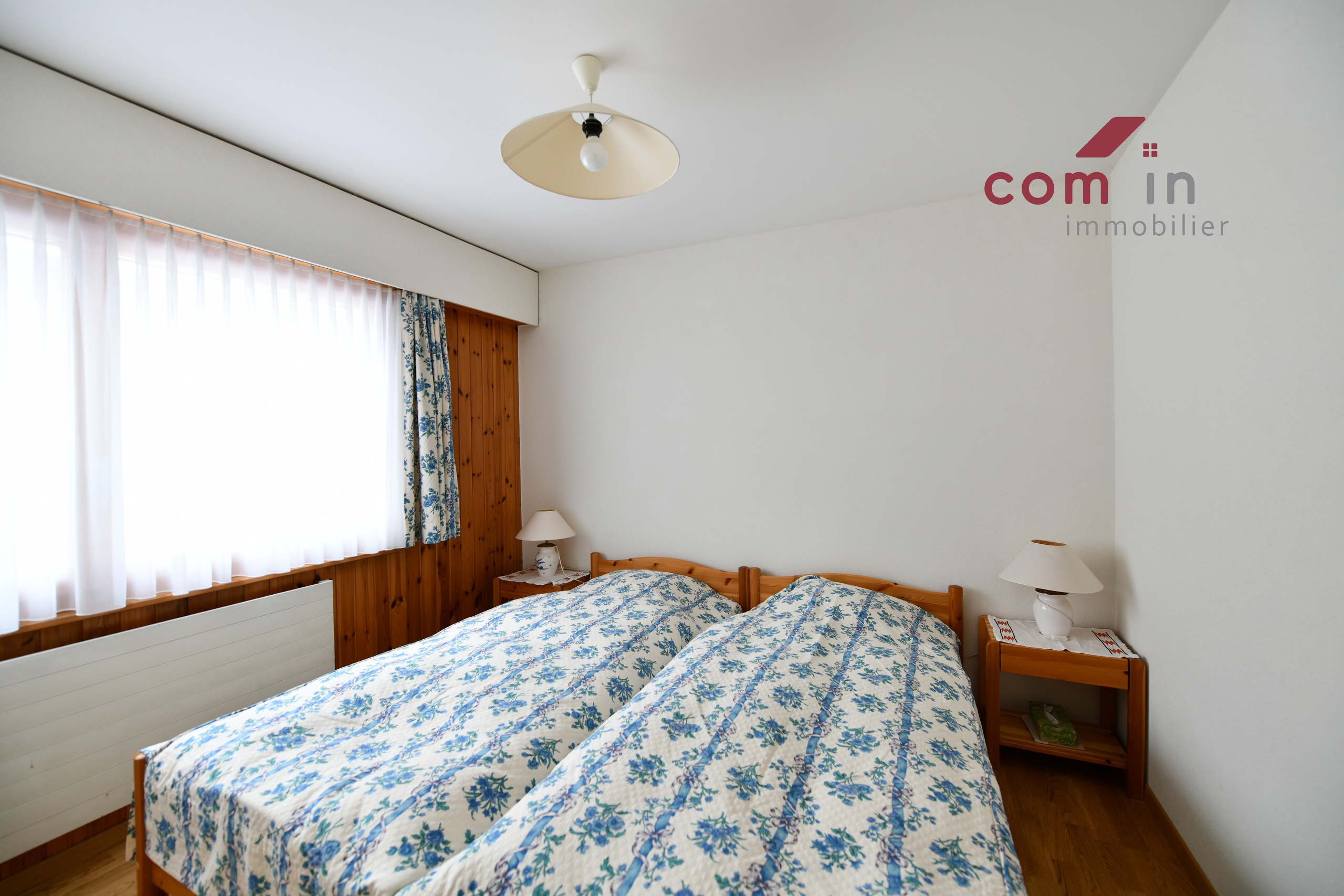 chambre Est avec une armoire intégrée (10 m2)