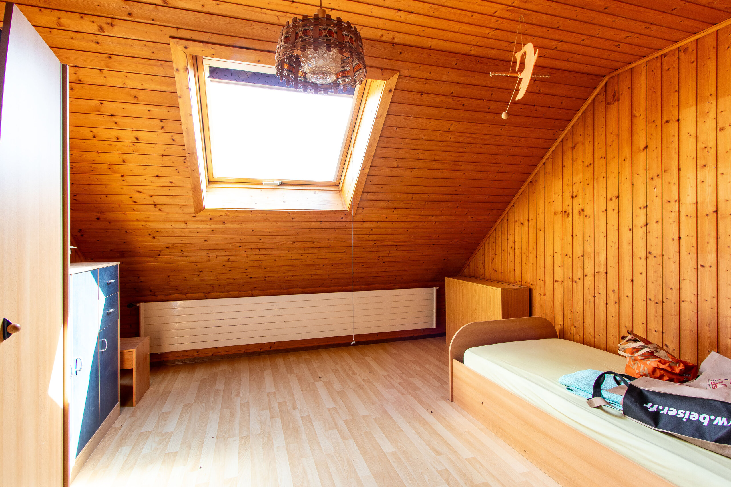 Combles: chambre 2 Combles: chambre 2