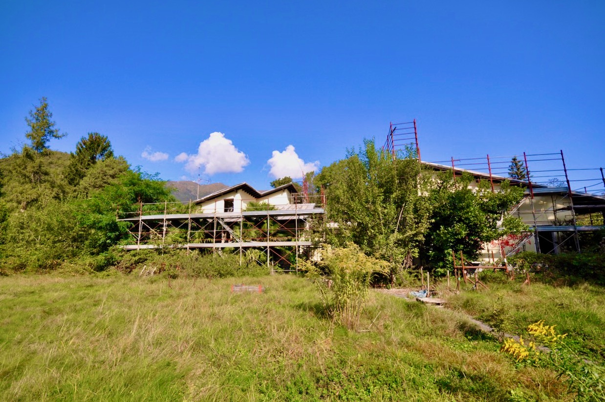 Firstview