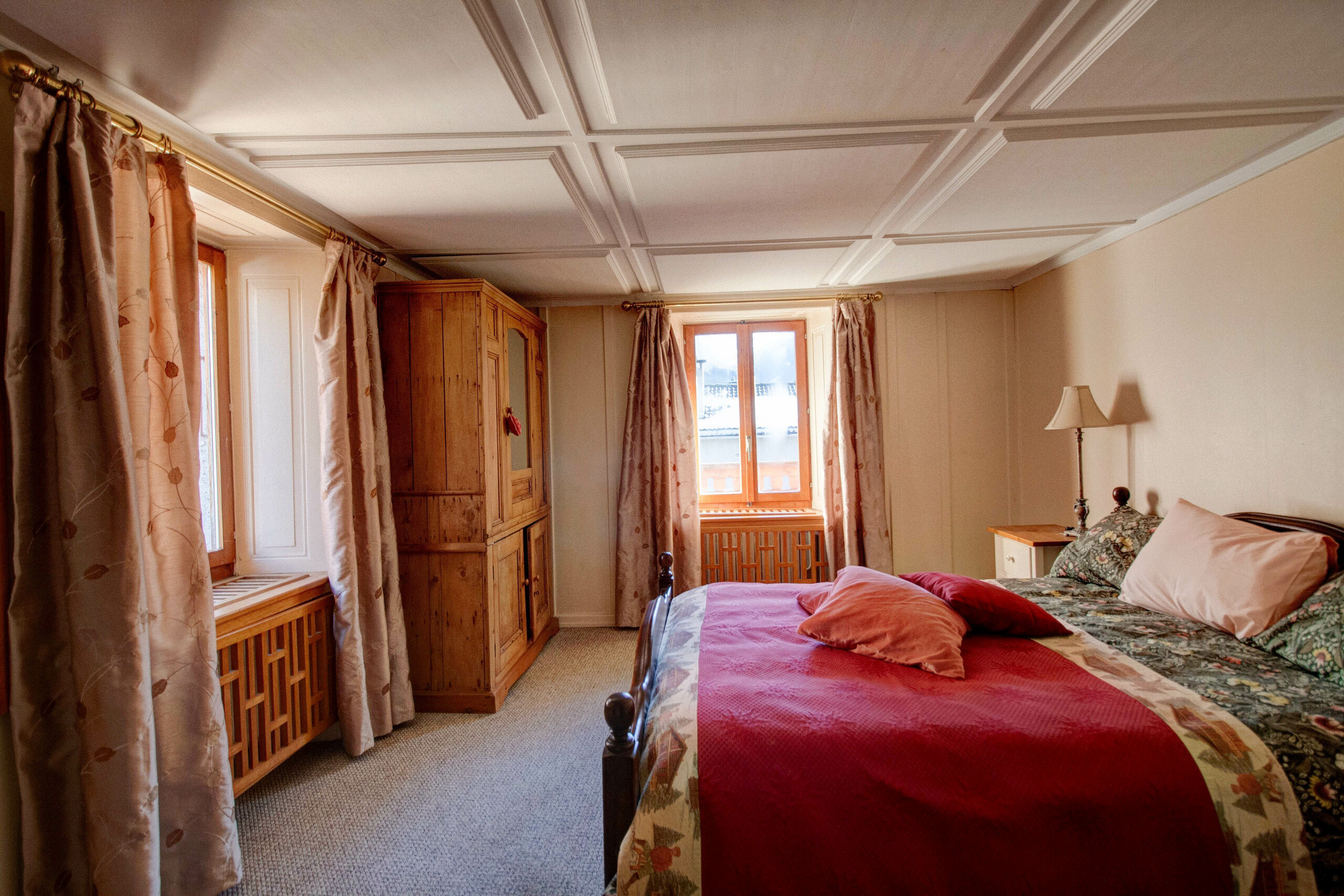 Interior view 3