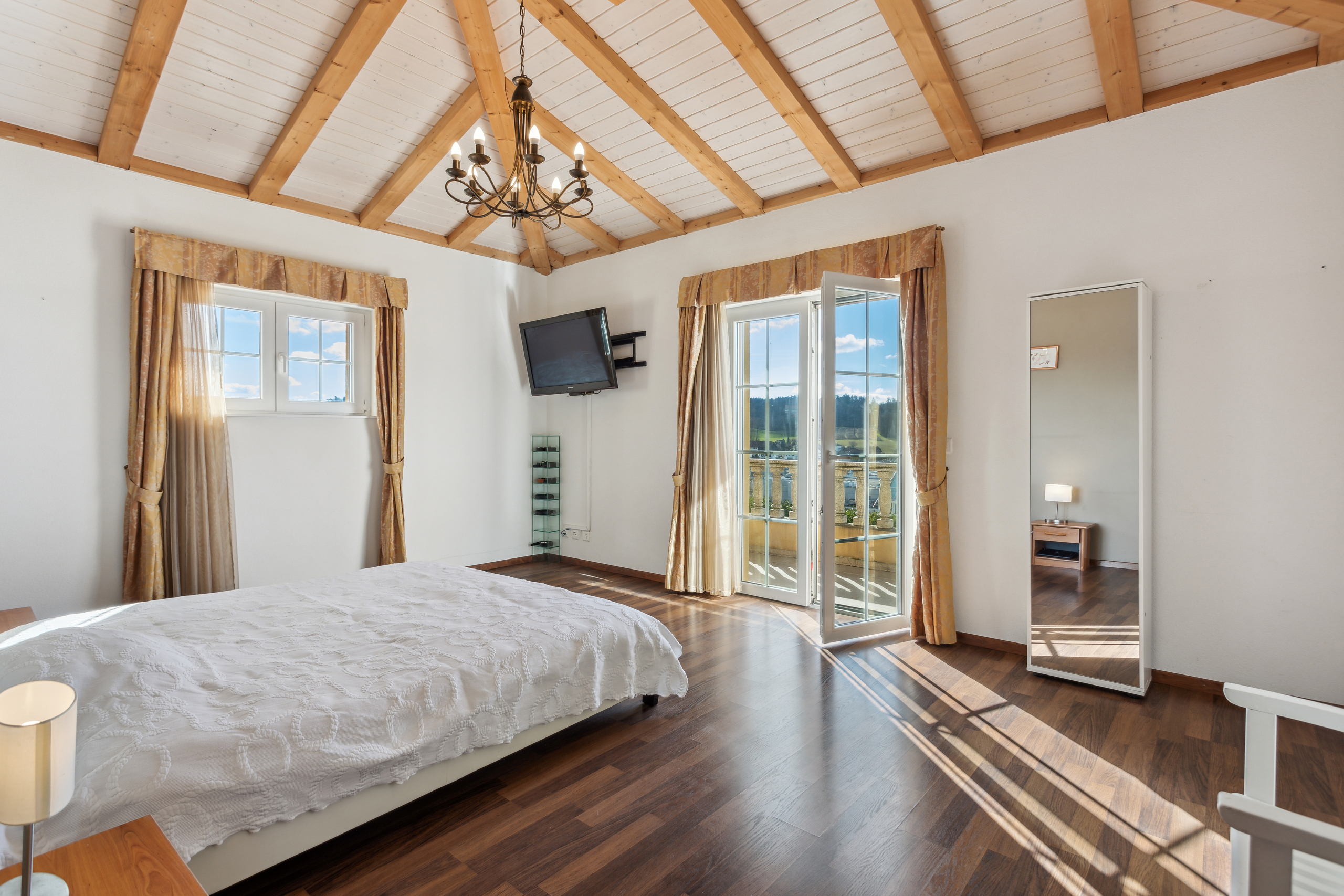 Suite parentale avec accès au balcon