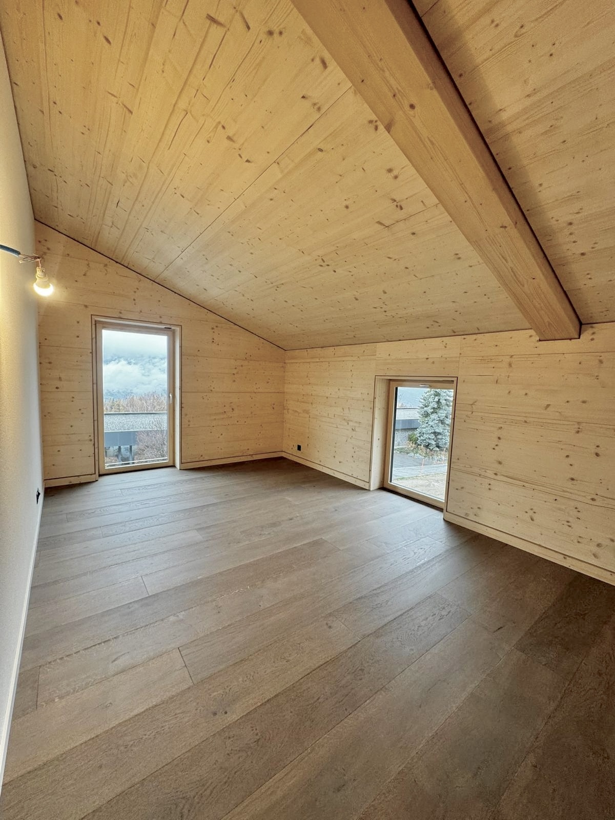 intérieur du premier chalet construit