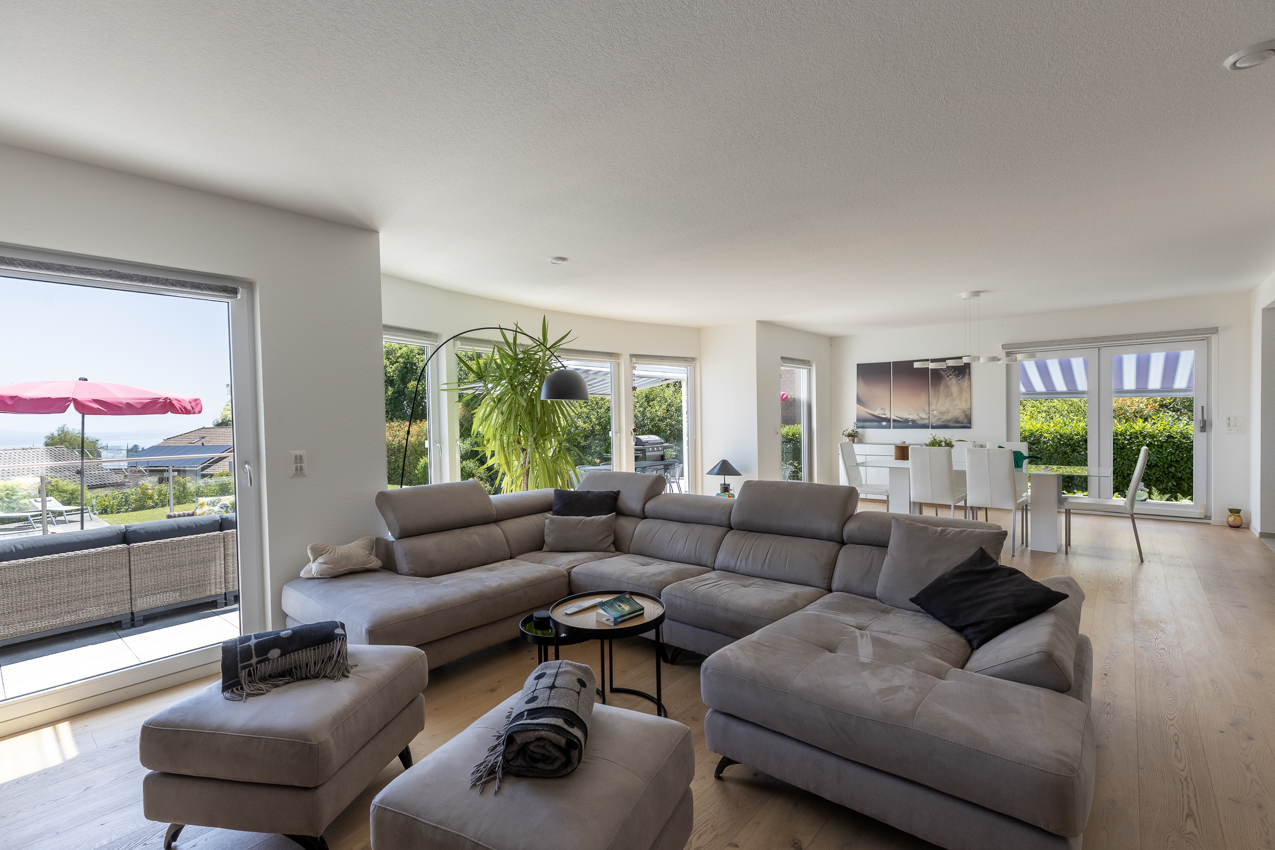 Interior view 2