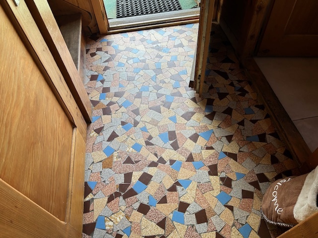 Photo 11