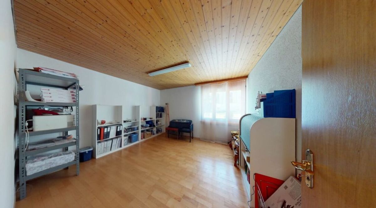 Picture 9