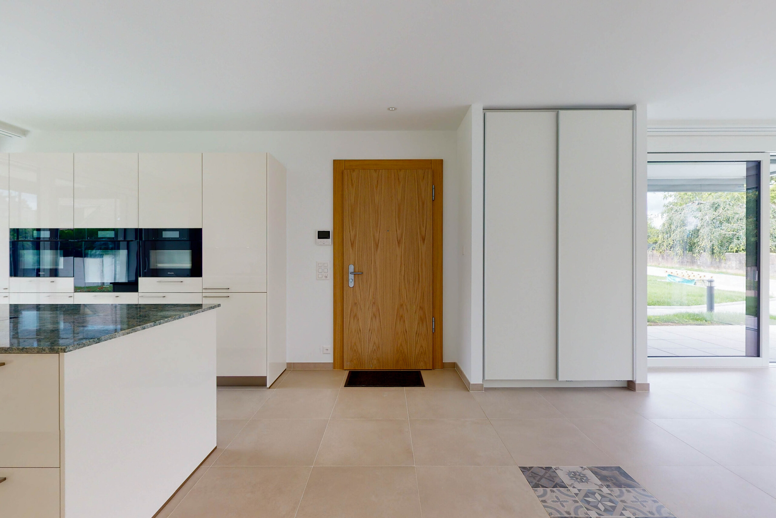 Interior view 2