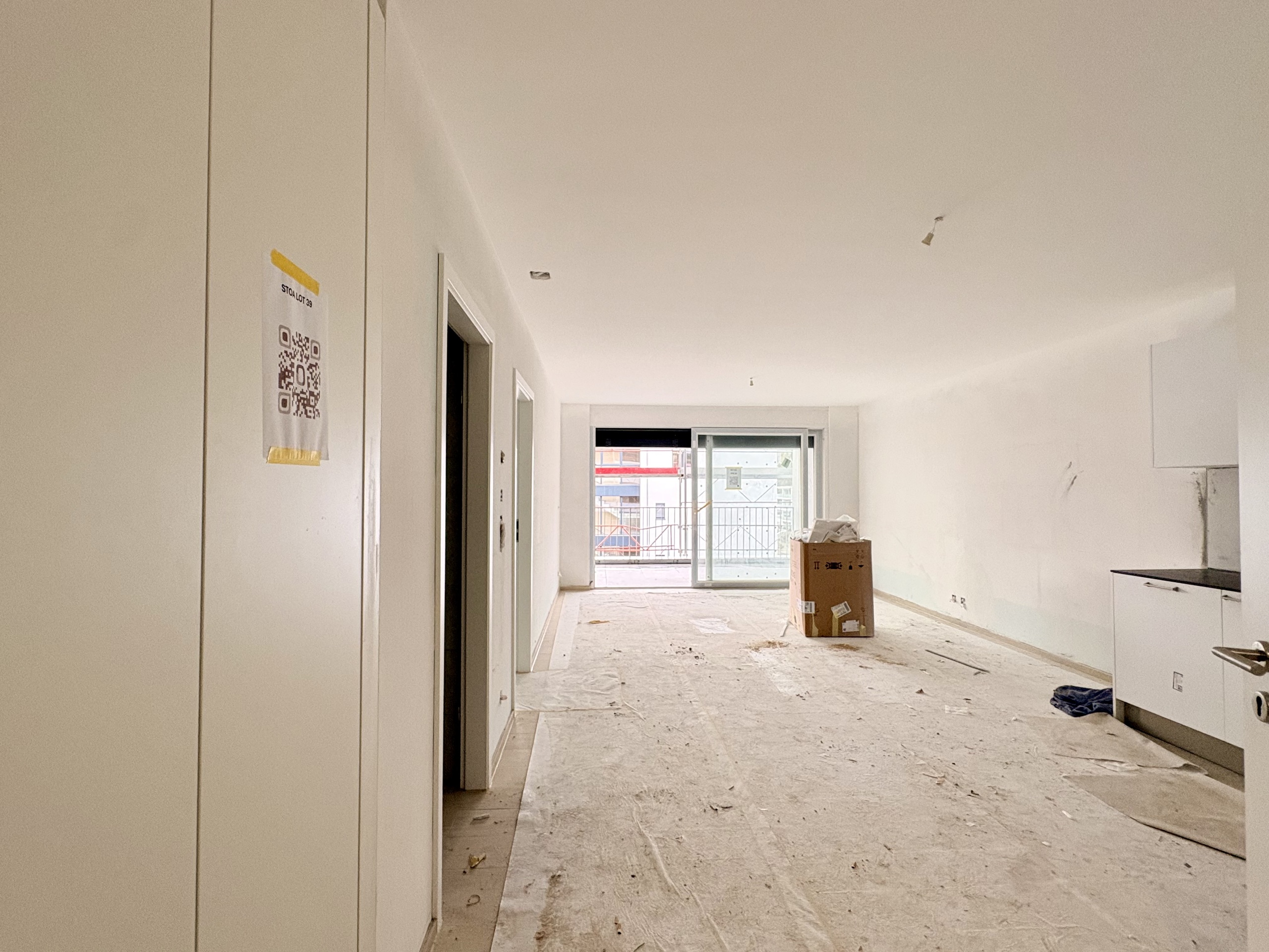 Interior view 2