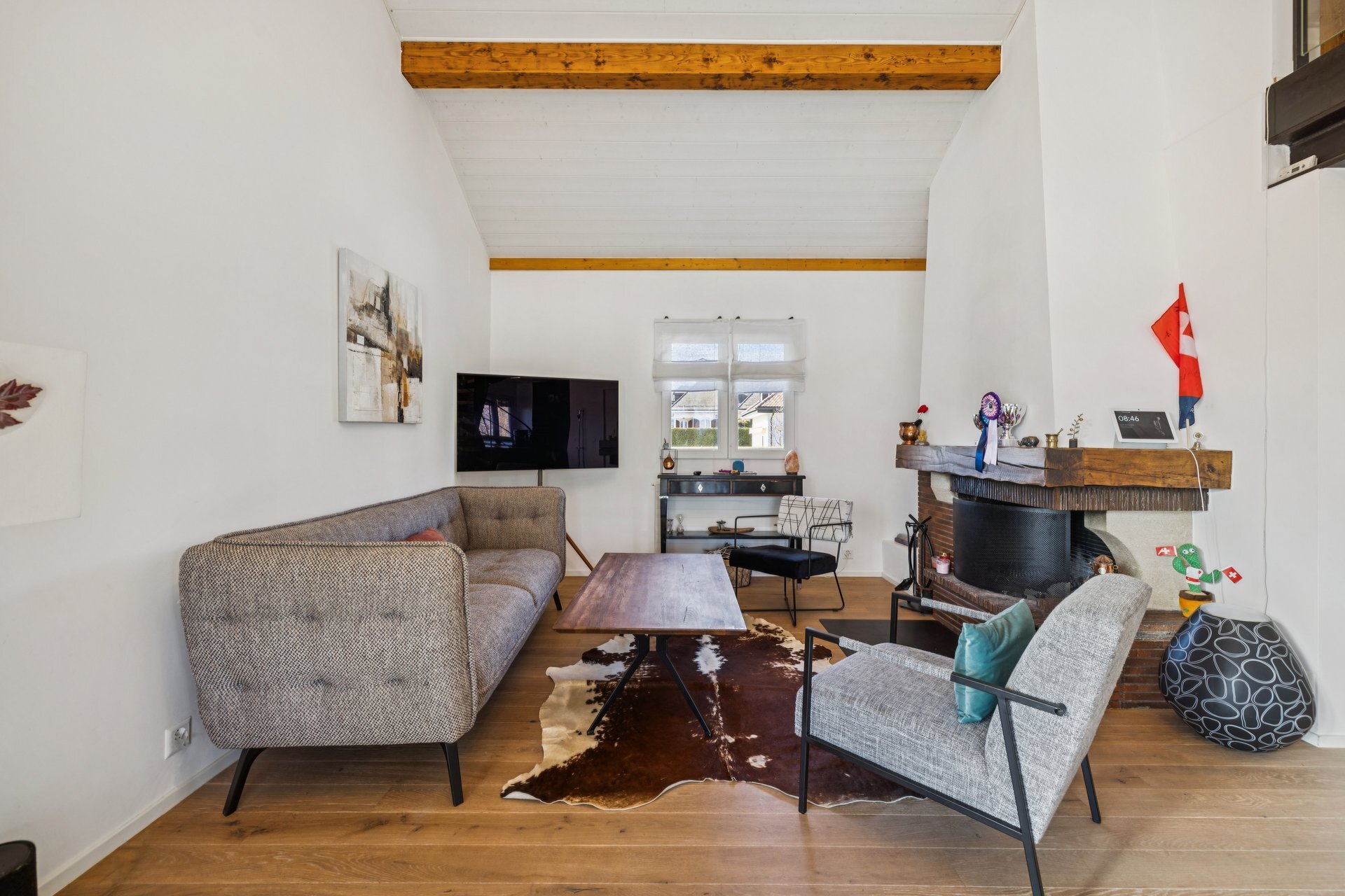 Salon avec cheminée