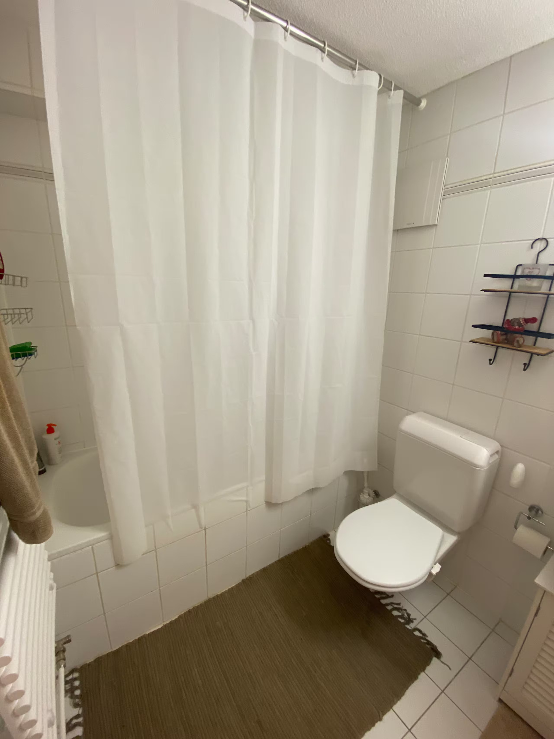 Interior view 8