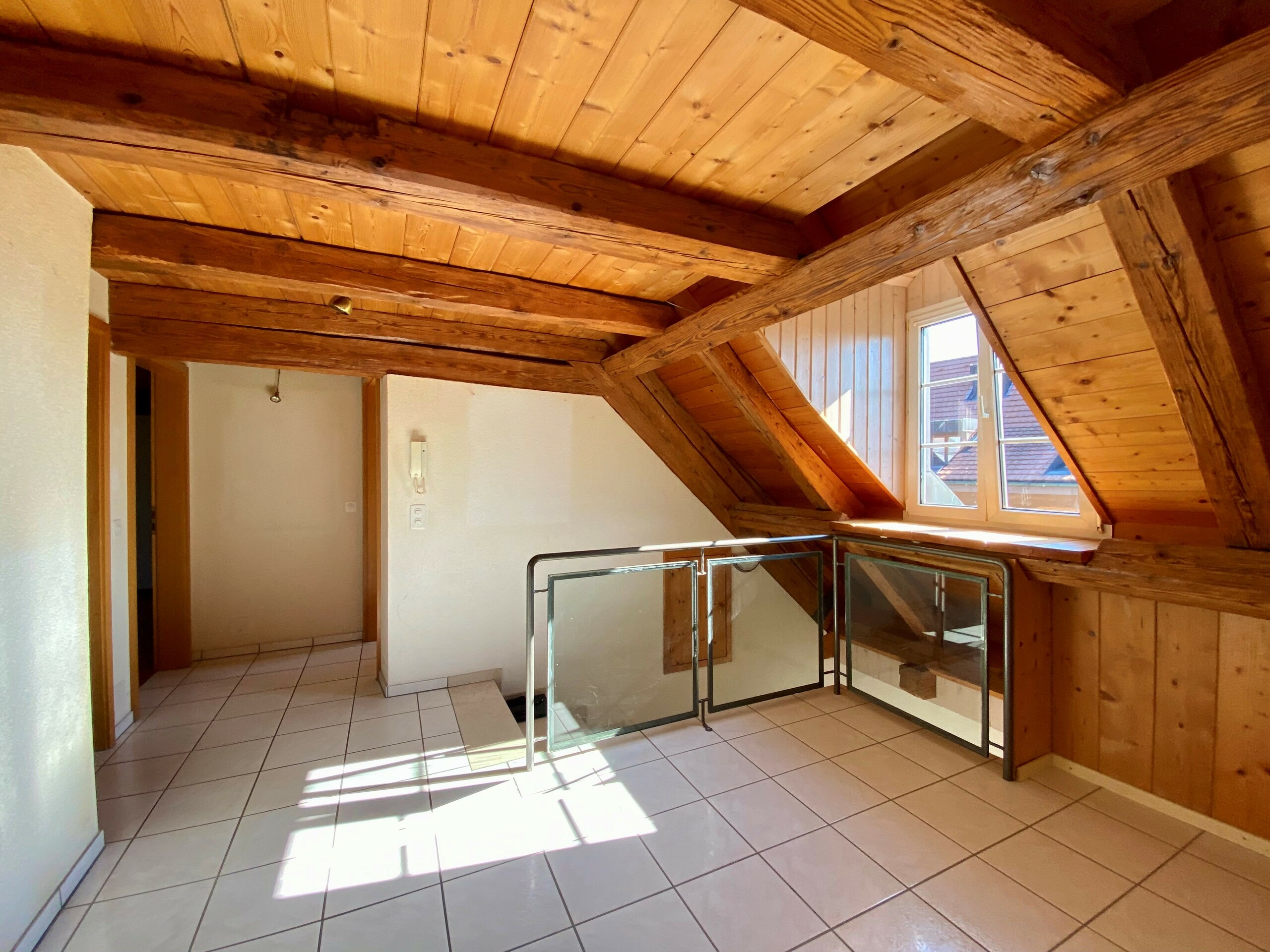 3. 5 Zi.-Wohnung DG Diele 3. 5 Zi.-Wohnung DG Diele