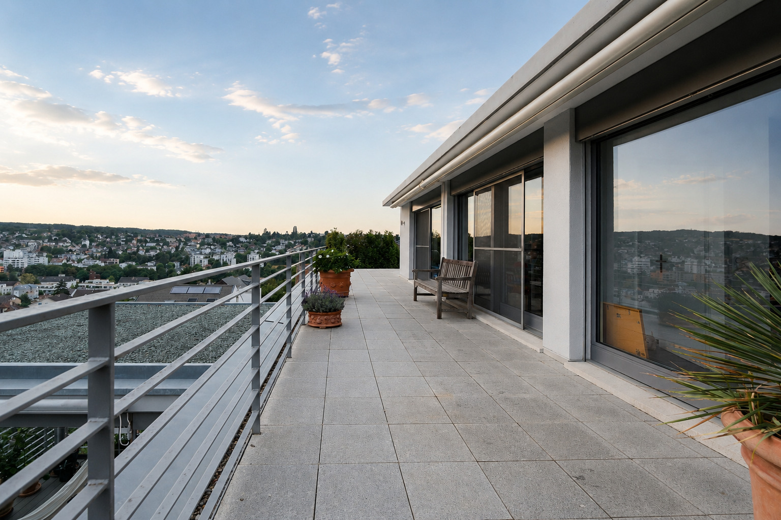 Dachterrasse Attikageschoss Dachterrasse Attikageschoss