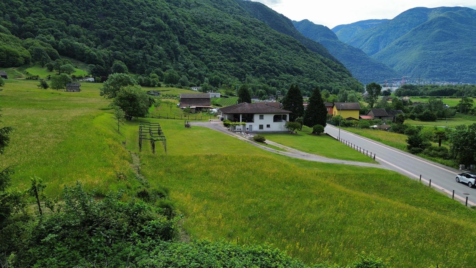 Image 1 Image 1