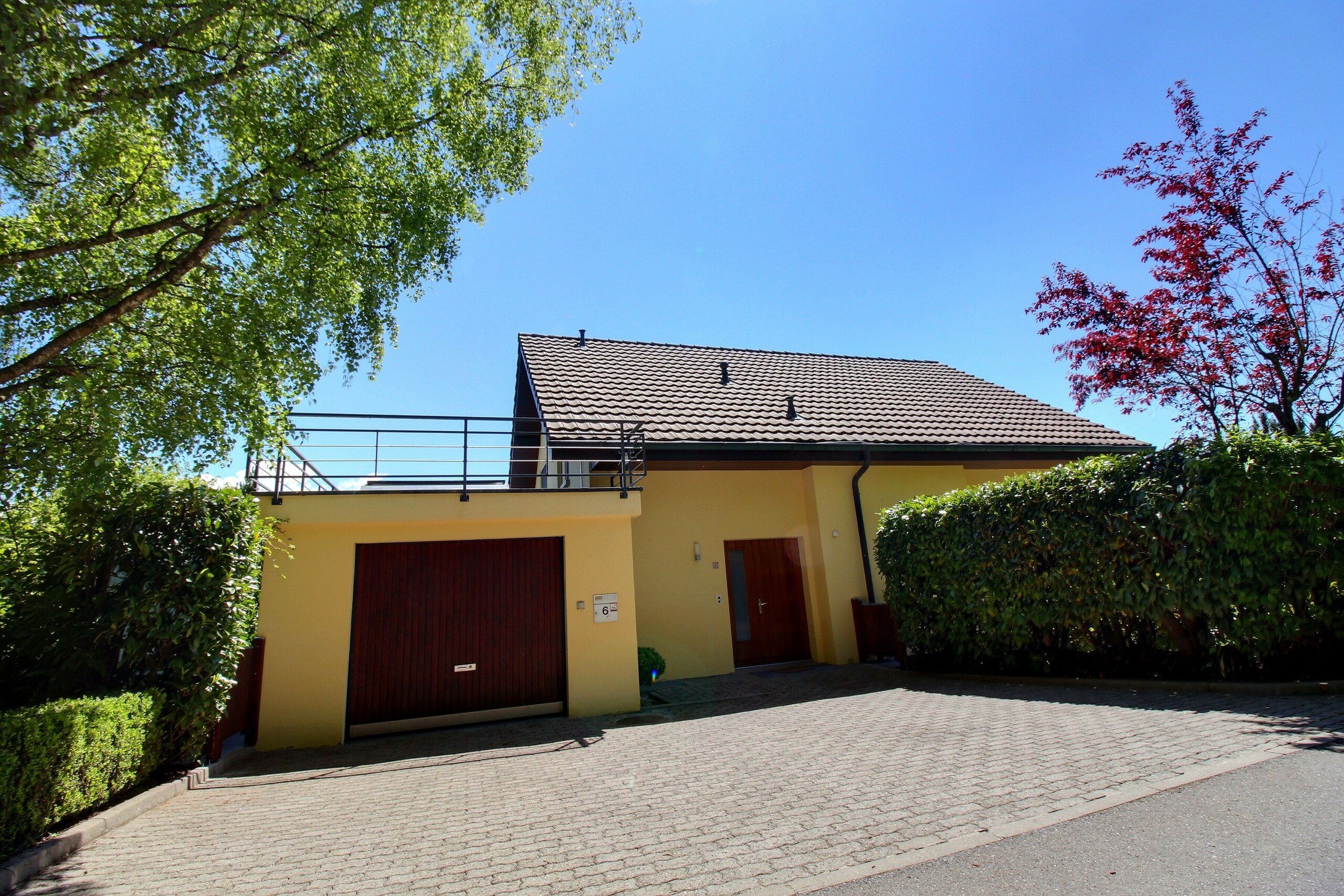Extérieur garage