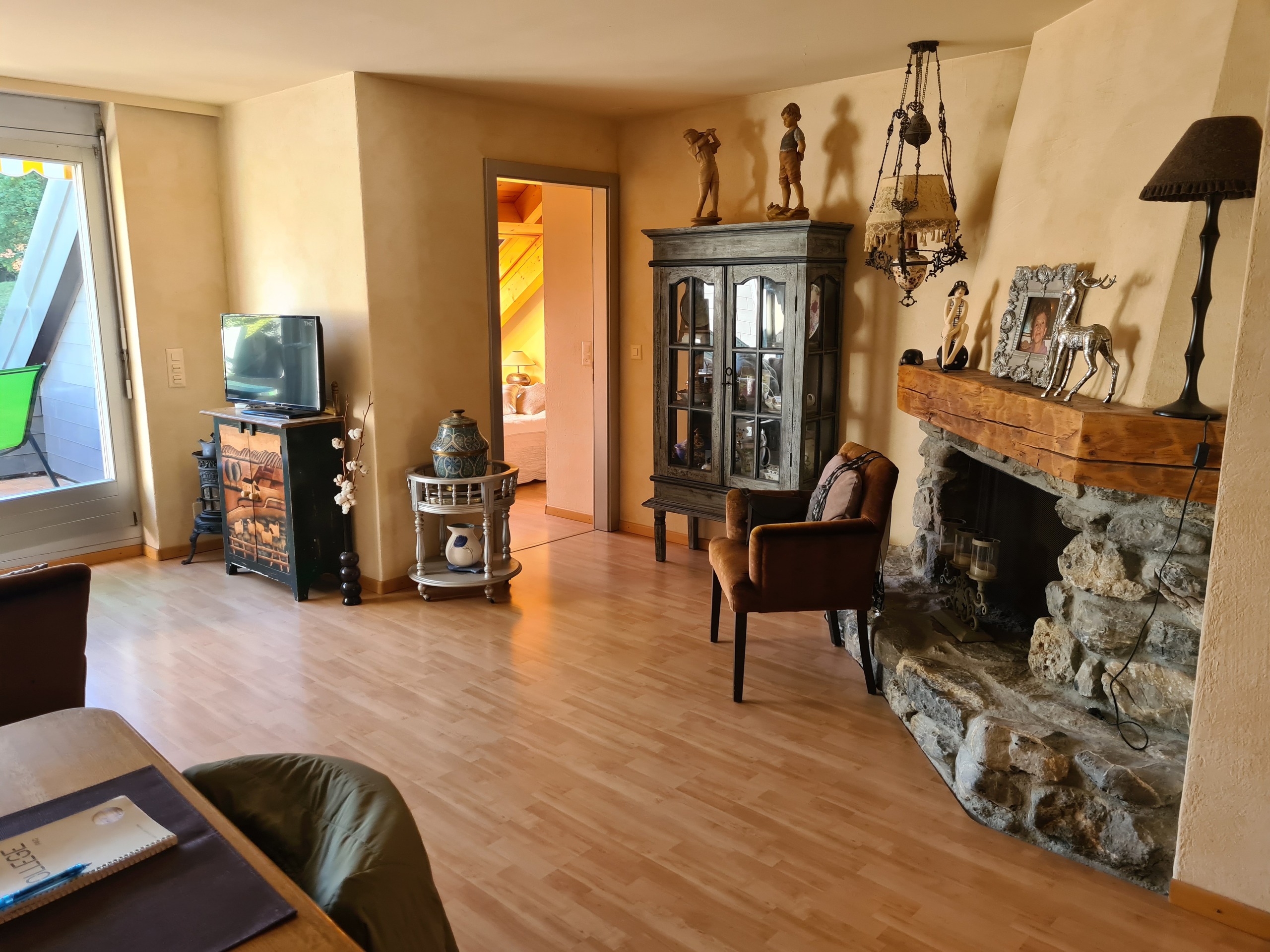 Photo 6