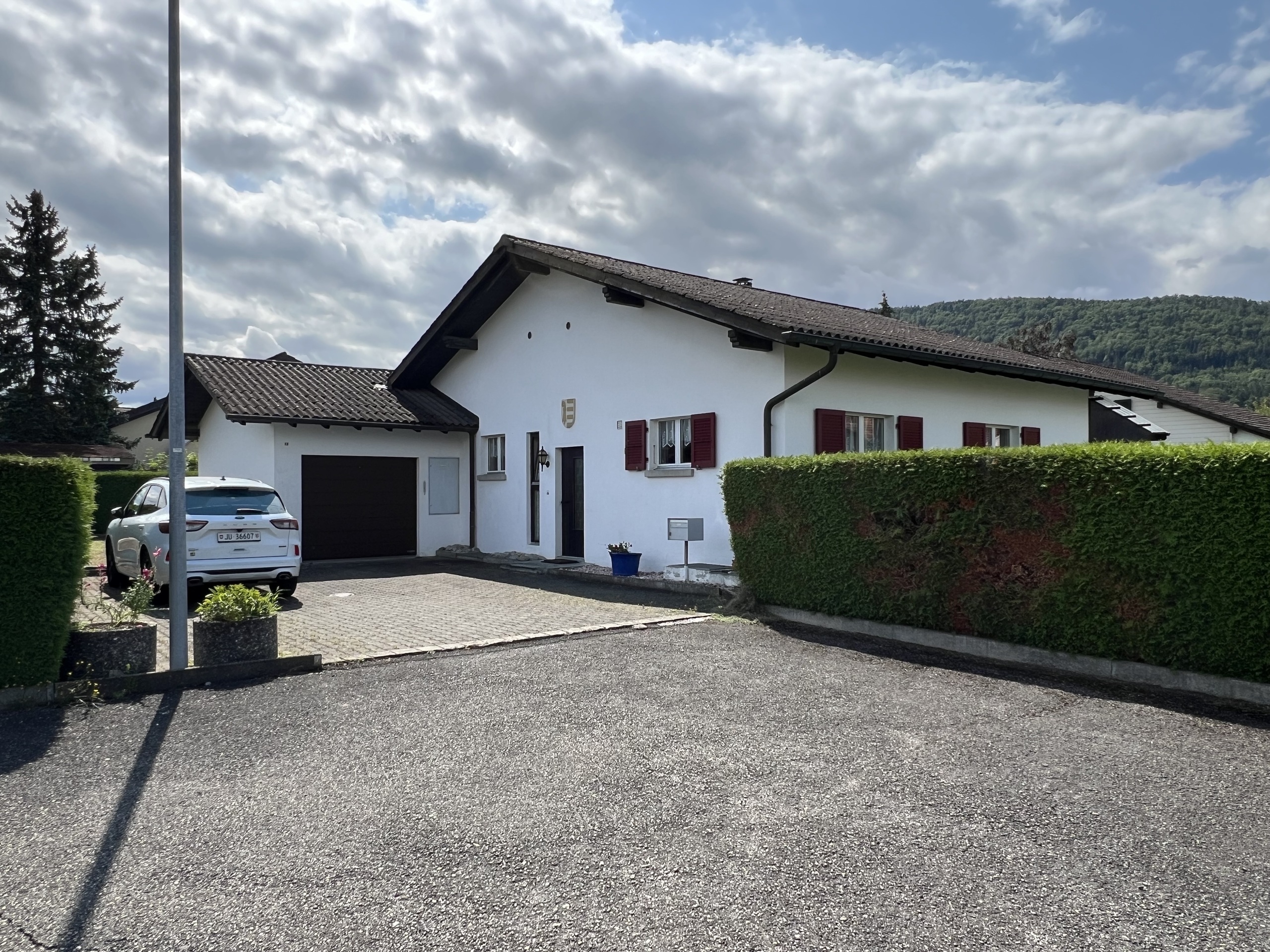 House from the cul-de-sac