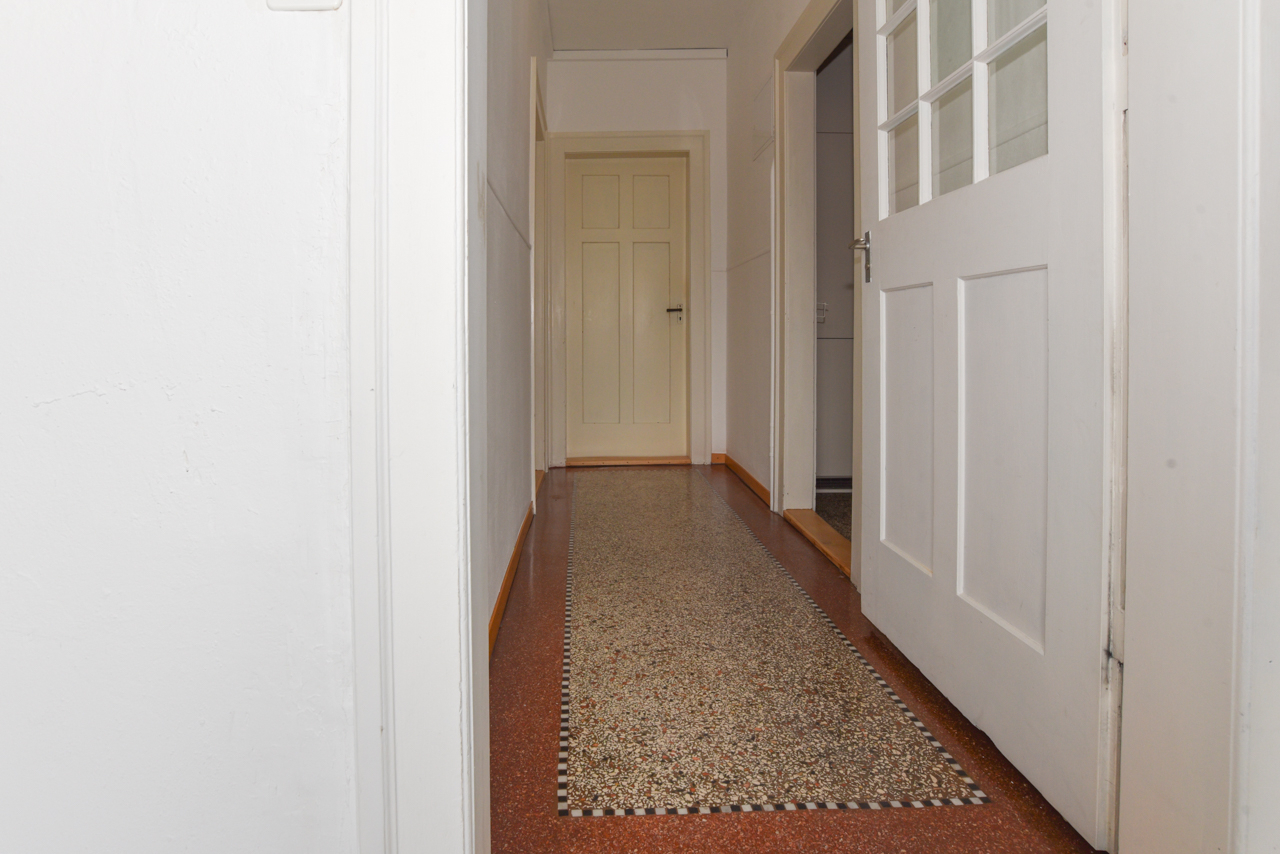 Picture 7