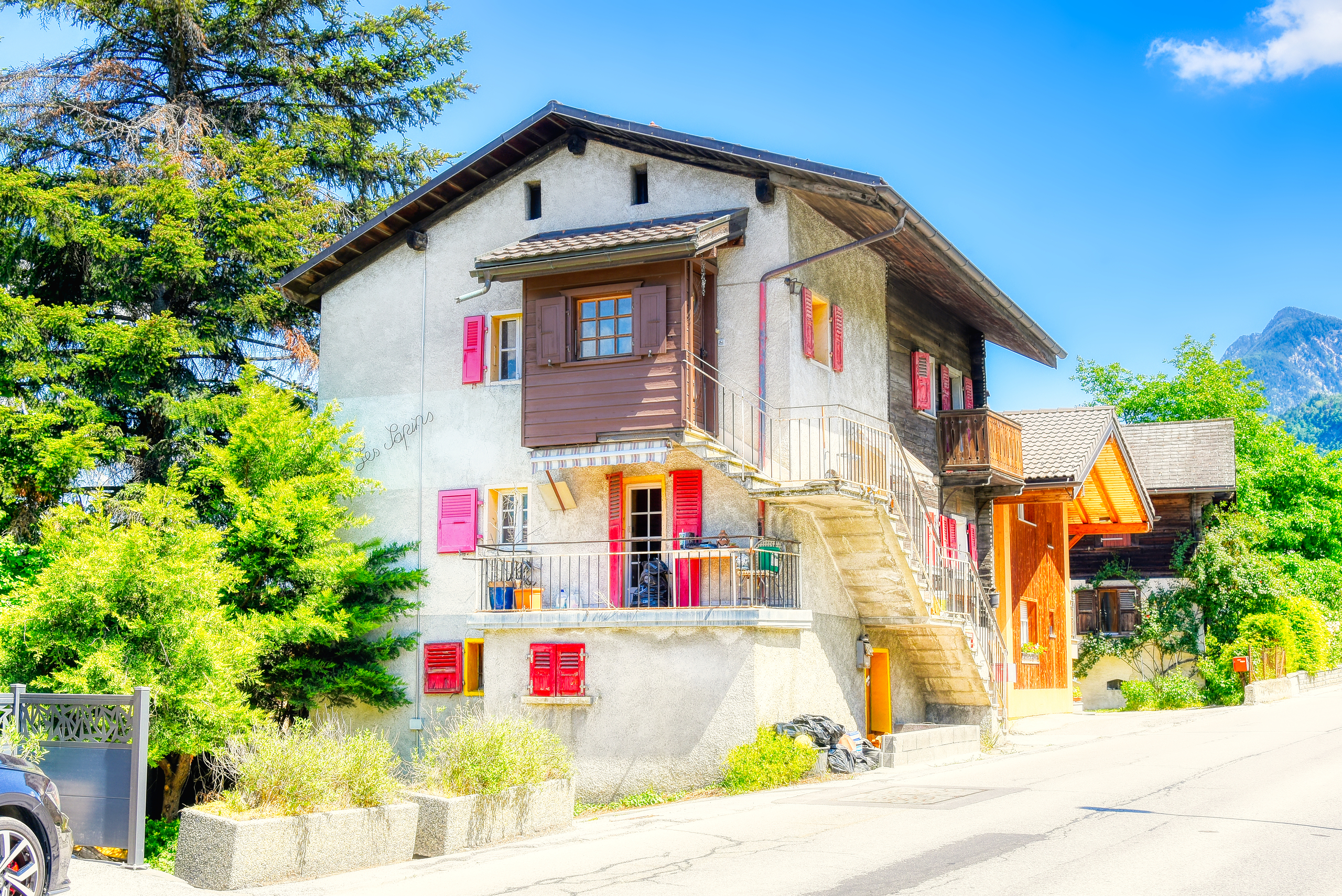 Gebäude mit 3 Wohnungen in Réchy