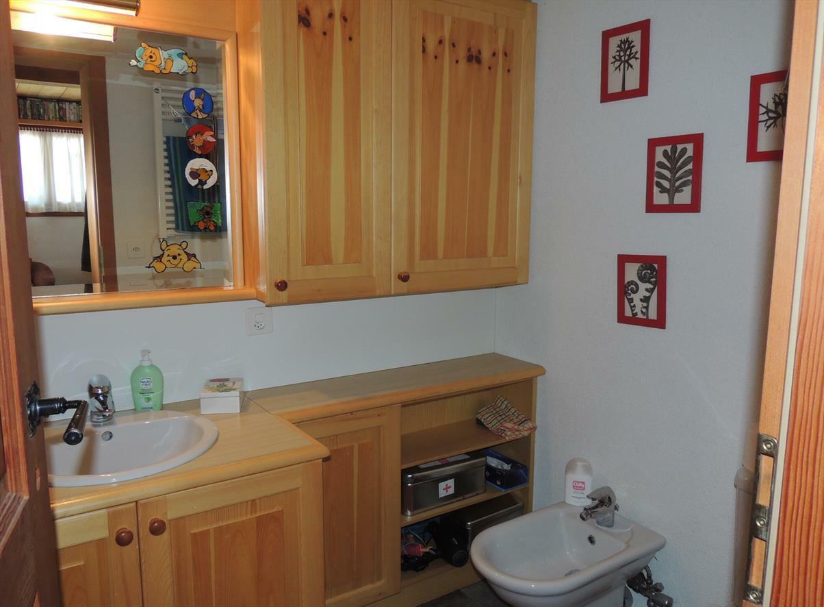 Salle d'eau avec douche  Salle d'eau avec douche