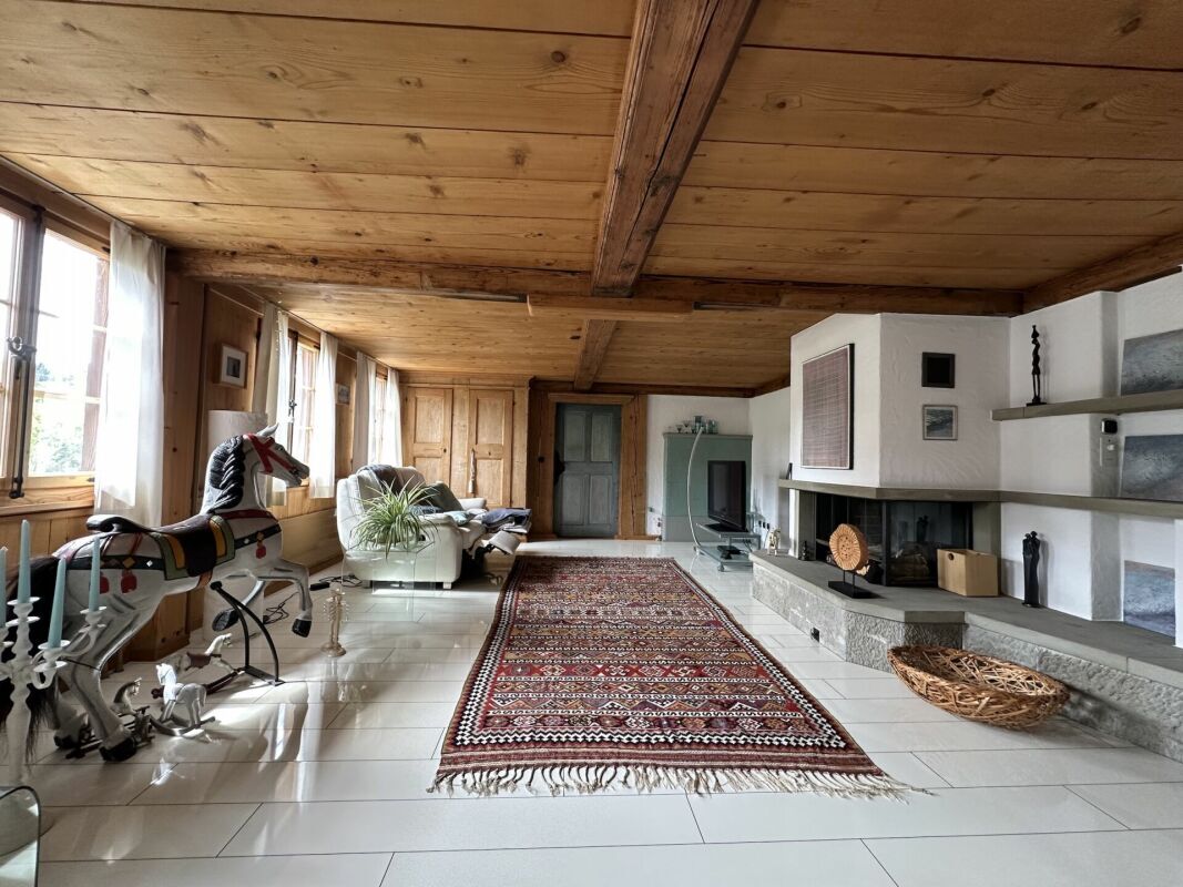 Wohnzimmer mit Cheminée