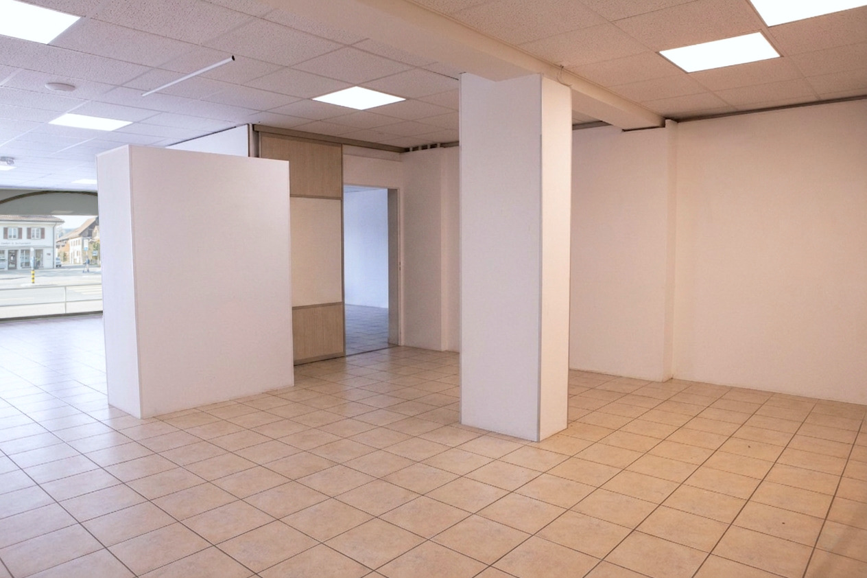 Interior view 11