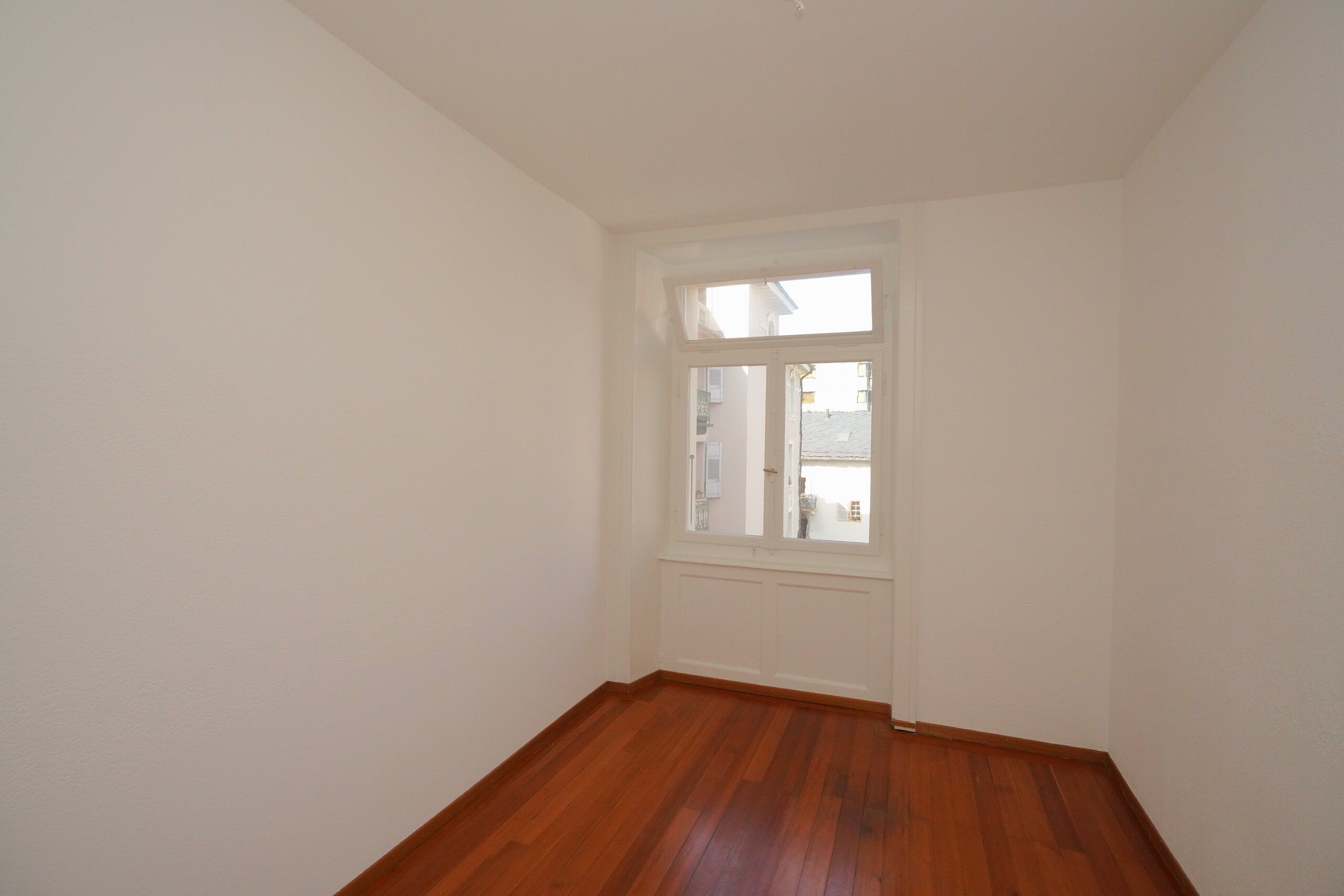 Interior view 9