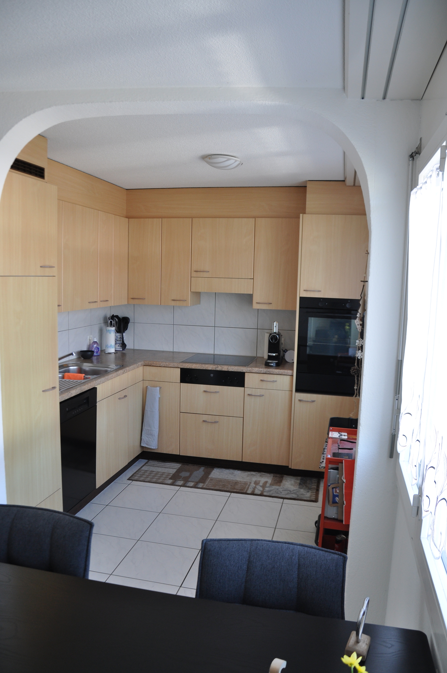 Die Küche mit erneuerten Geräten