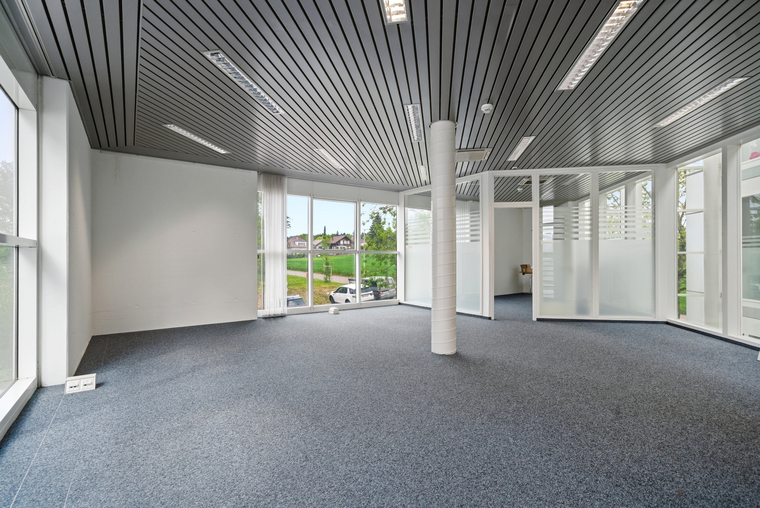 Interior view 25