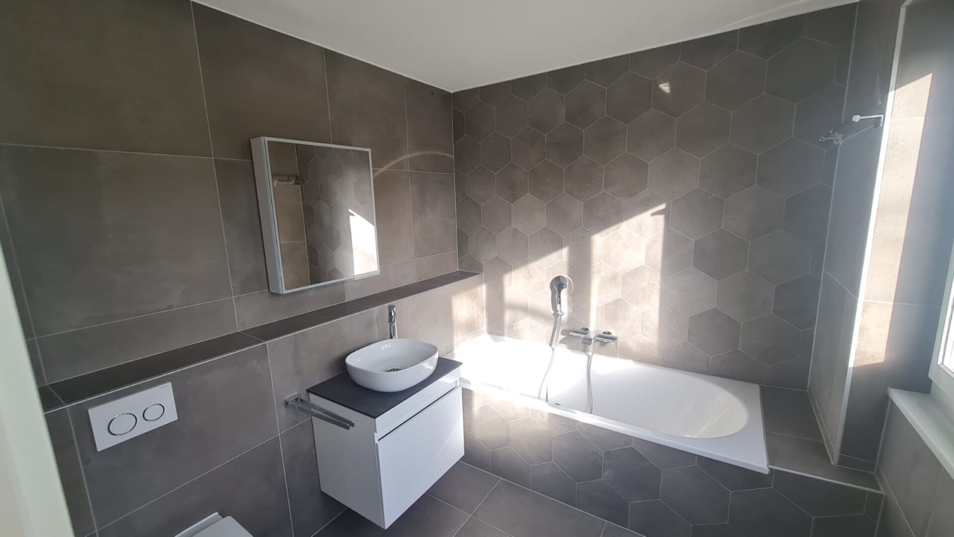 Picture 9