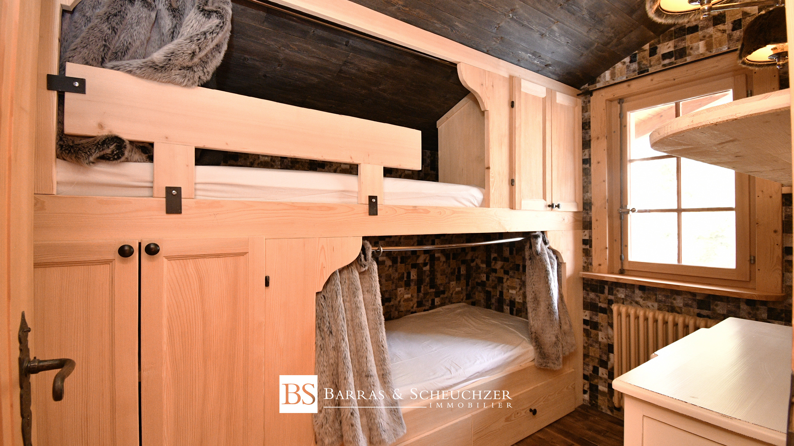 LOT 2 - Chambre