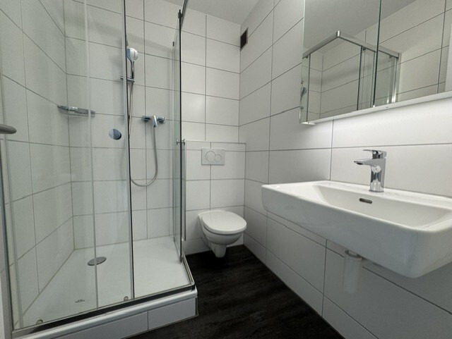 Picture 7
